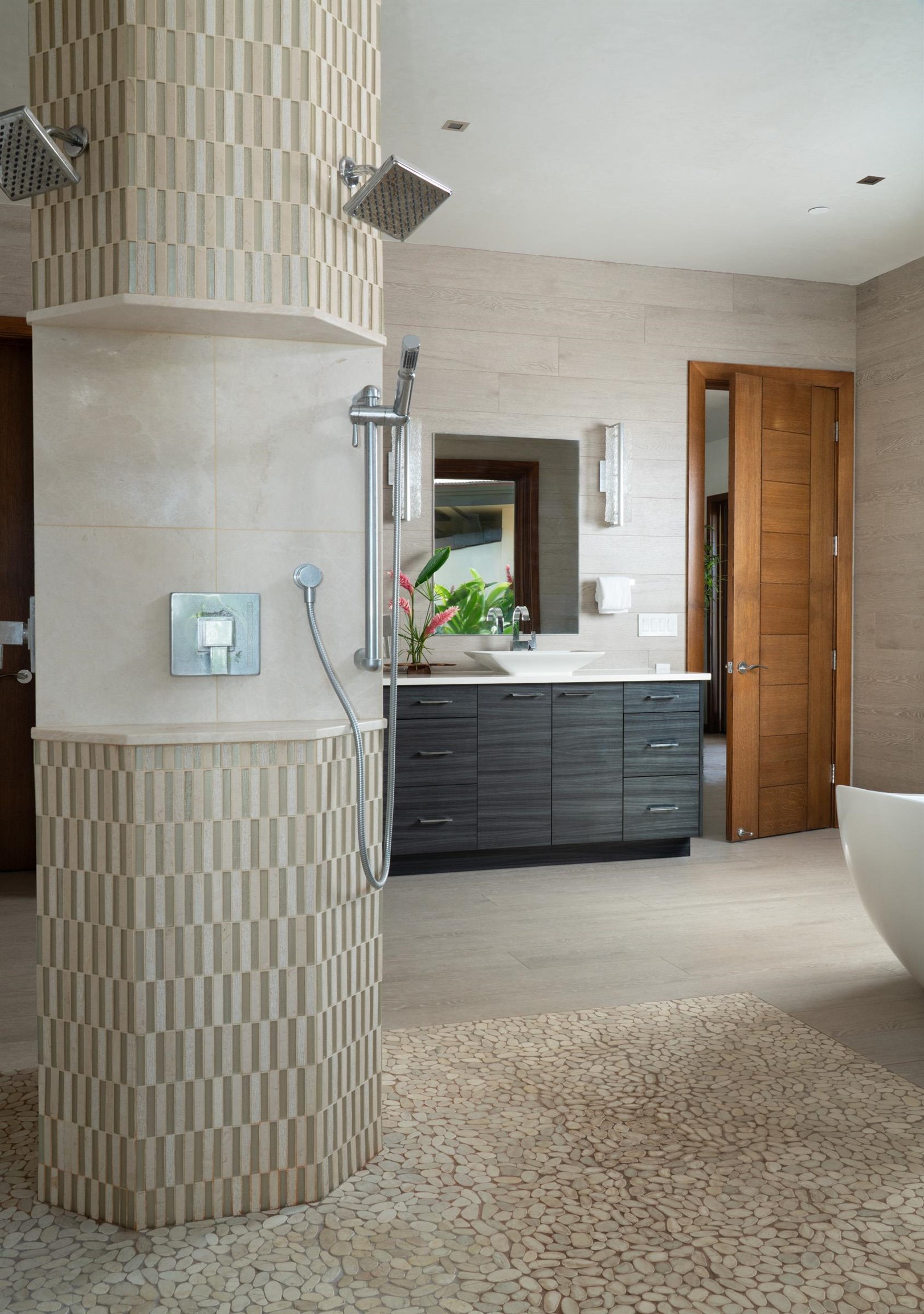 205  Pua Niu Way Launiupoko, Lahaina home - photo 13 of 45