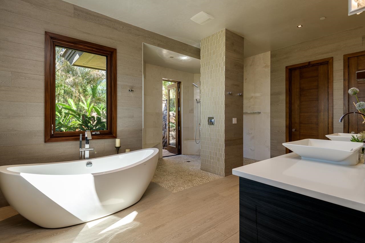 205  Pua Niu Way Launiupoko, Lahaina home - photo 14 of 45