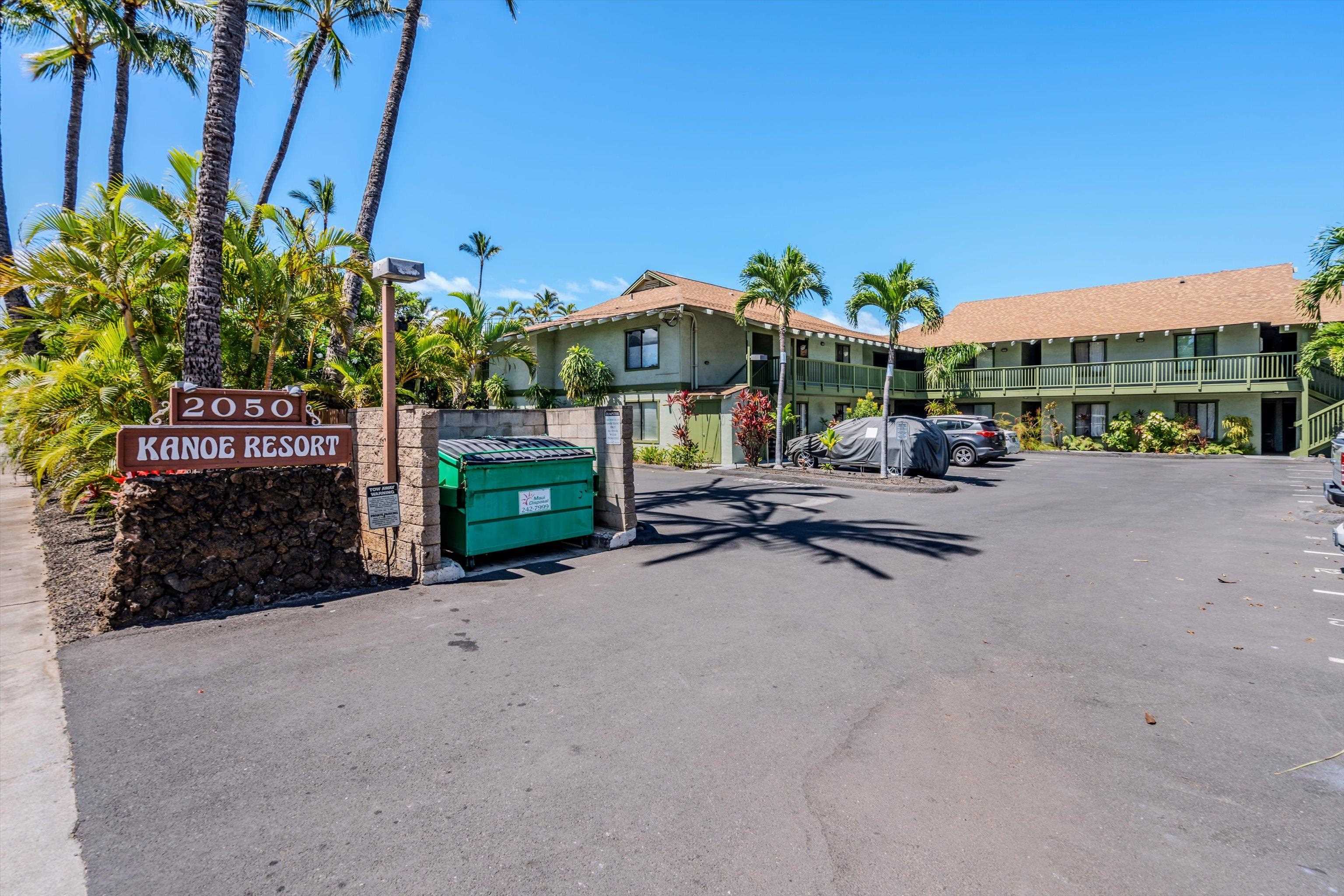 Kanoe Apts condo # 203, Kihei, Hawaii - photo 28 of 37