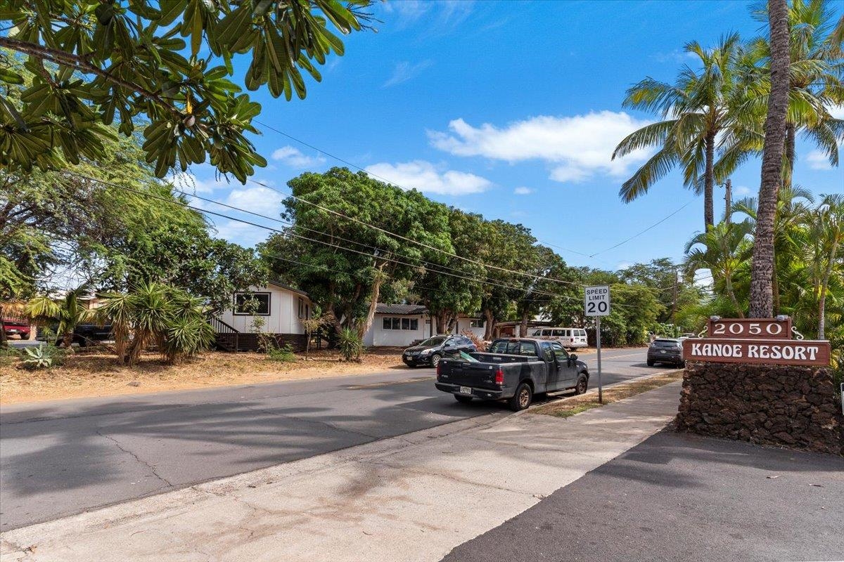Kanoe Apts condo # 203, Kihei, Hawaii - photo 24 of 29