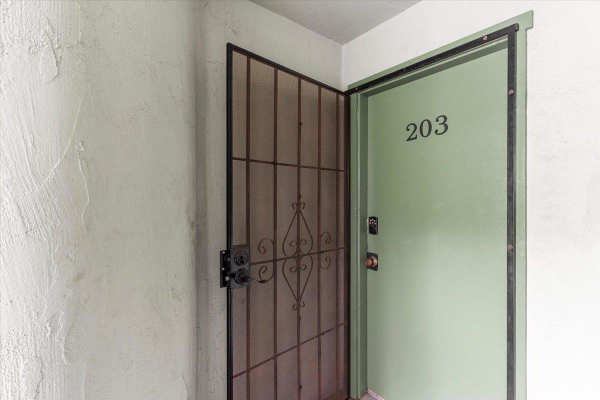 Kanoe Apts condo # 203, Kihei, Hawaii - photo 28 of 29