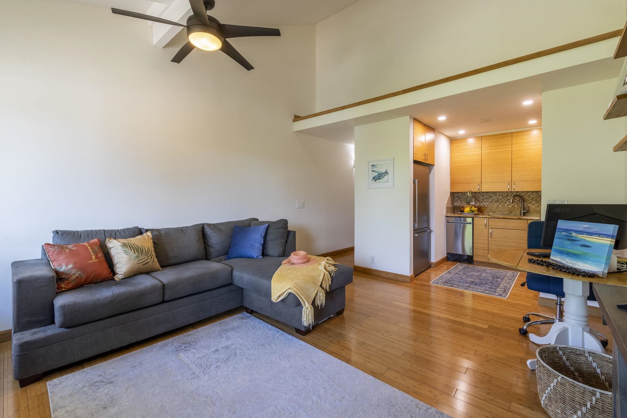Kanoe Apts condo # 208, Kihei, Hawaii - photo 29 of 38