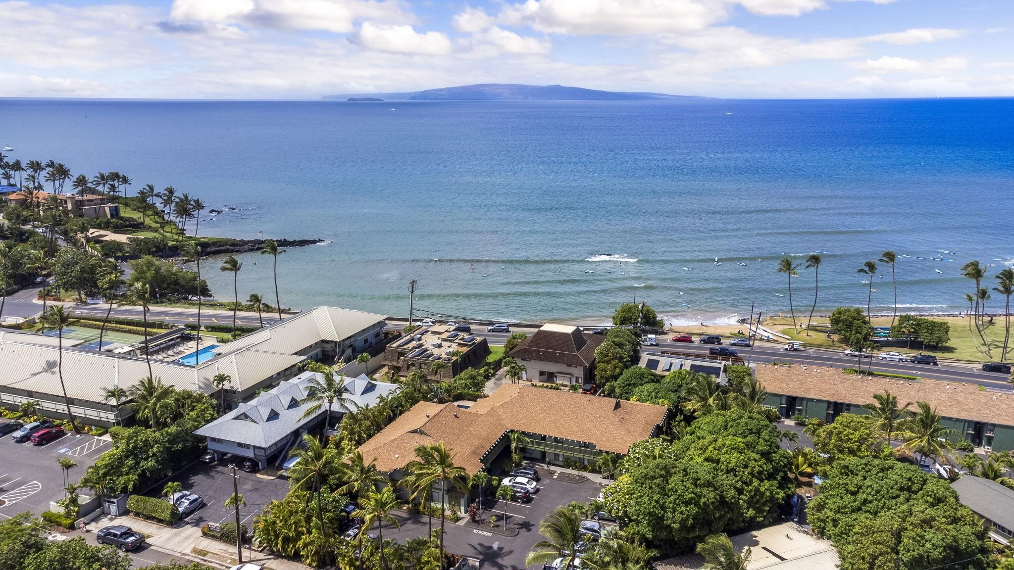 Kanoe Apts condo # 208, Kihei, Hawaii - photo 34 of 38