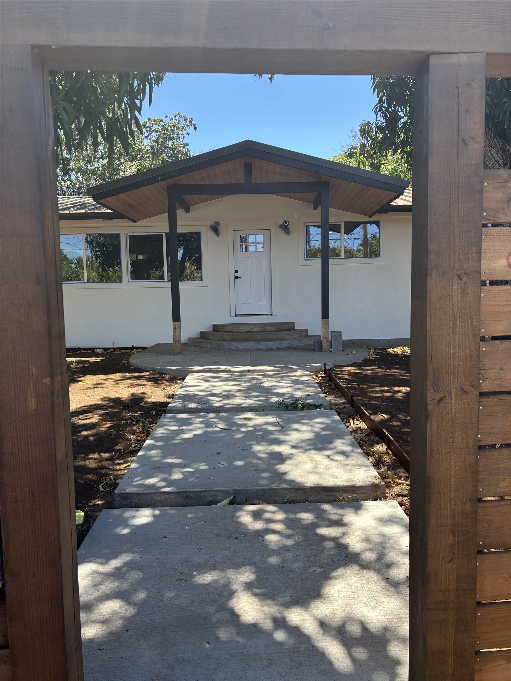 2055  Kanoe St , Kihei home - photo 2 of 18