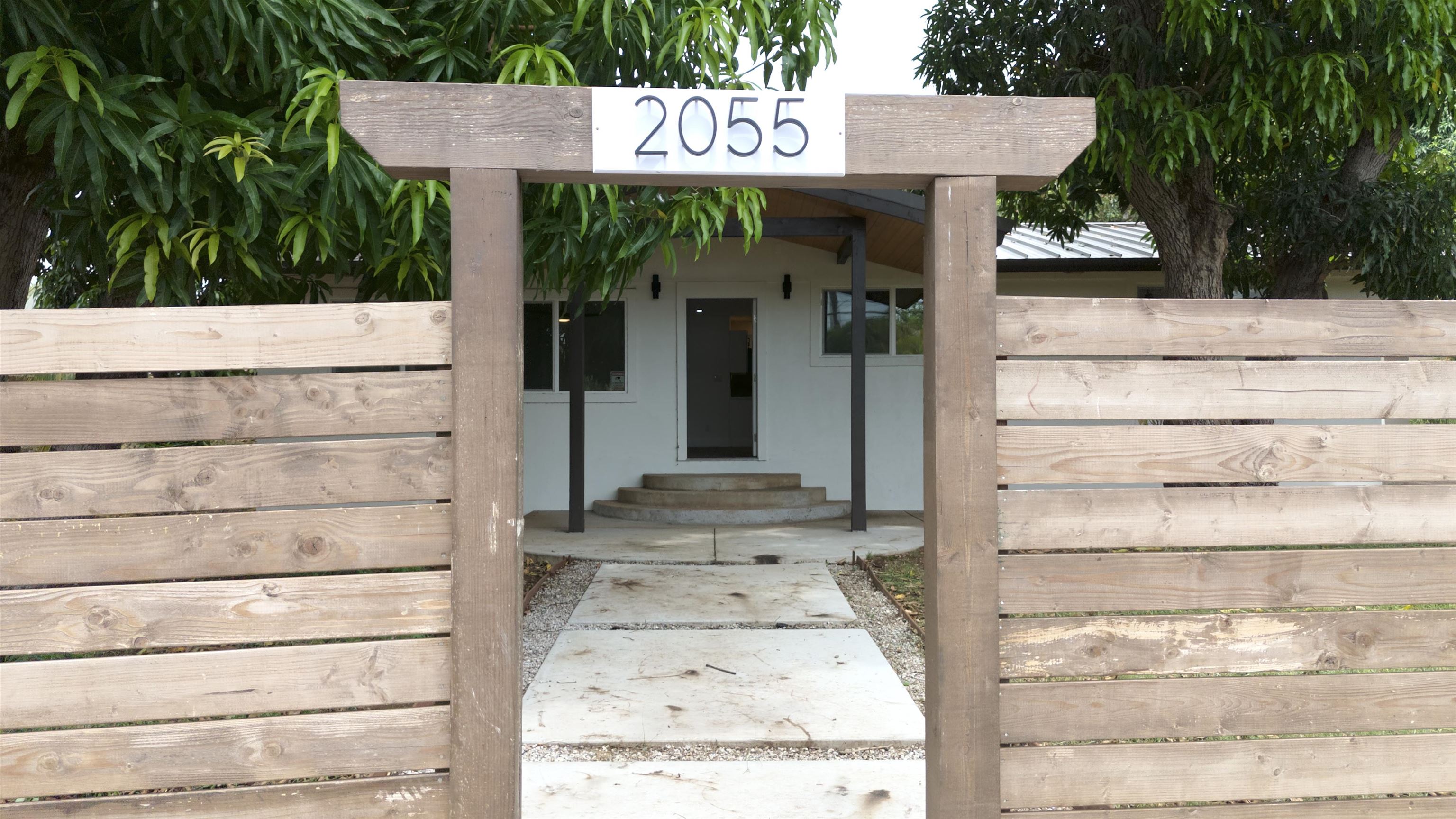 2055  Kanoe St , Kihei home - photo 4 of 25