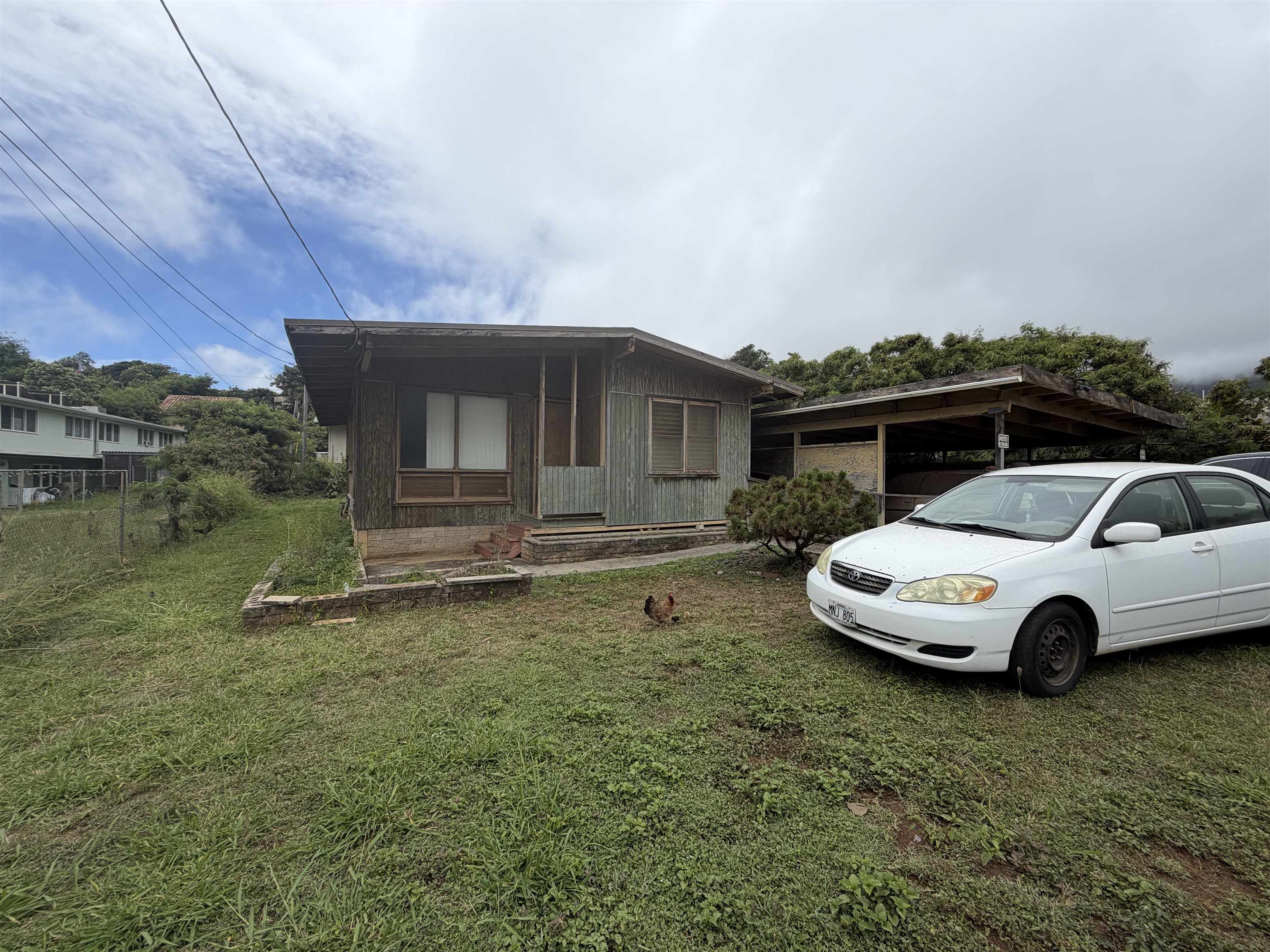 2057  Holowai Pl , Wailuku home - photo 2 of 9
