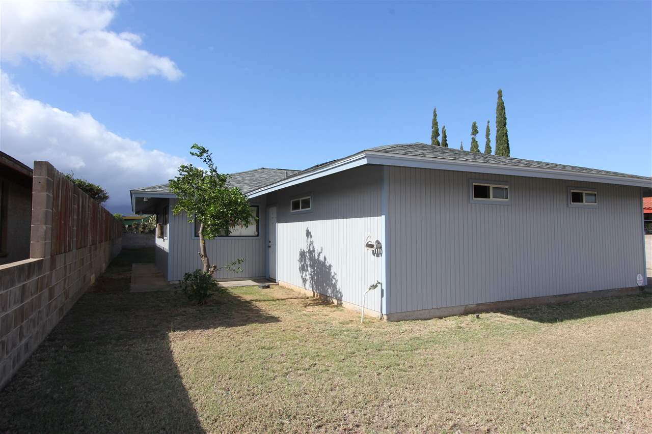 206  Ani St , Kahului home - photo 2 of 15