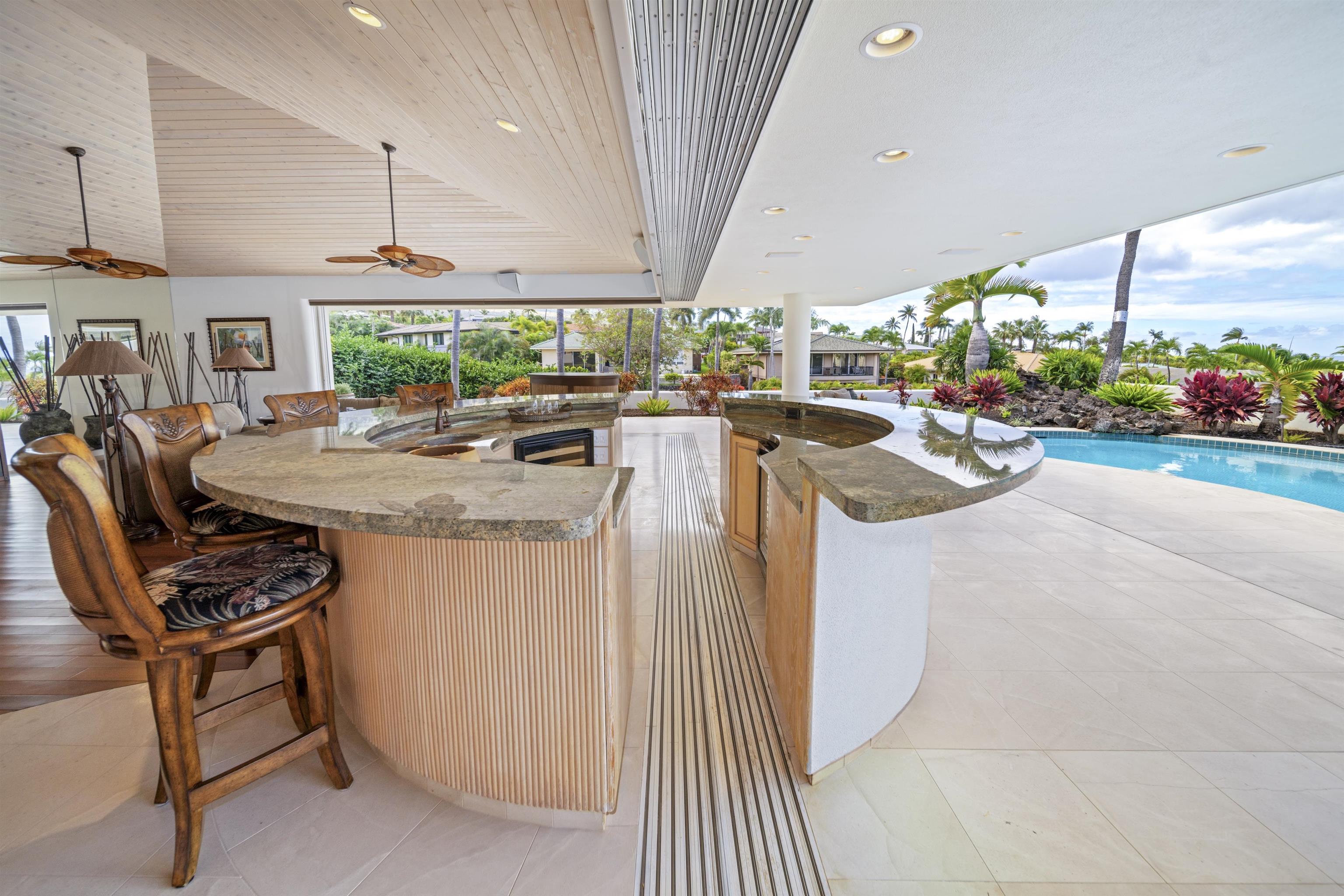 206  Heleuma Pl Wailea, Wailea/Makena home - photo 4 of 50