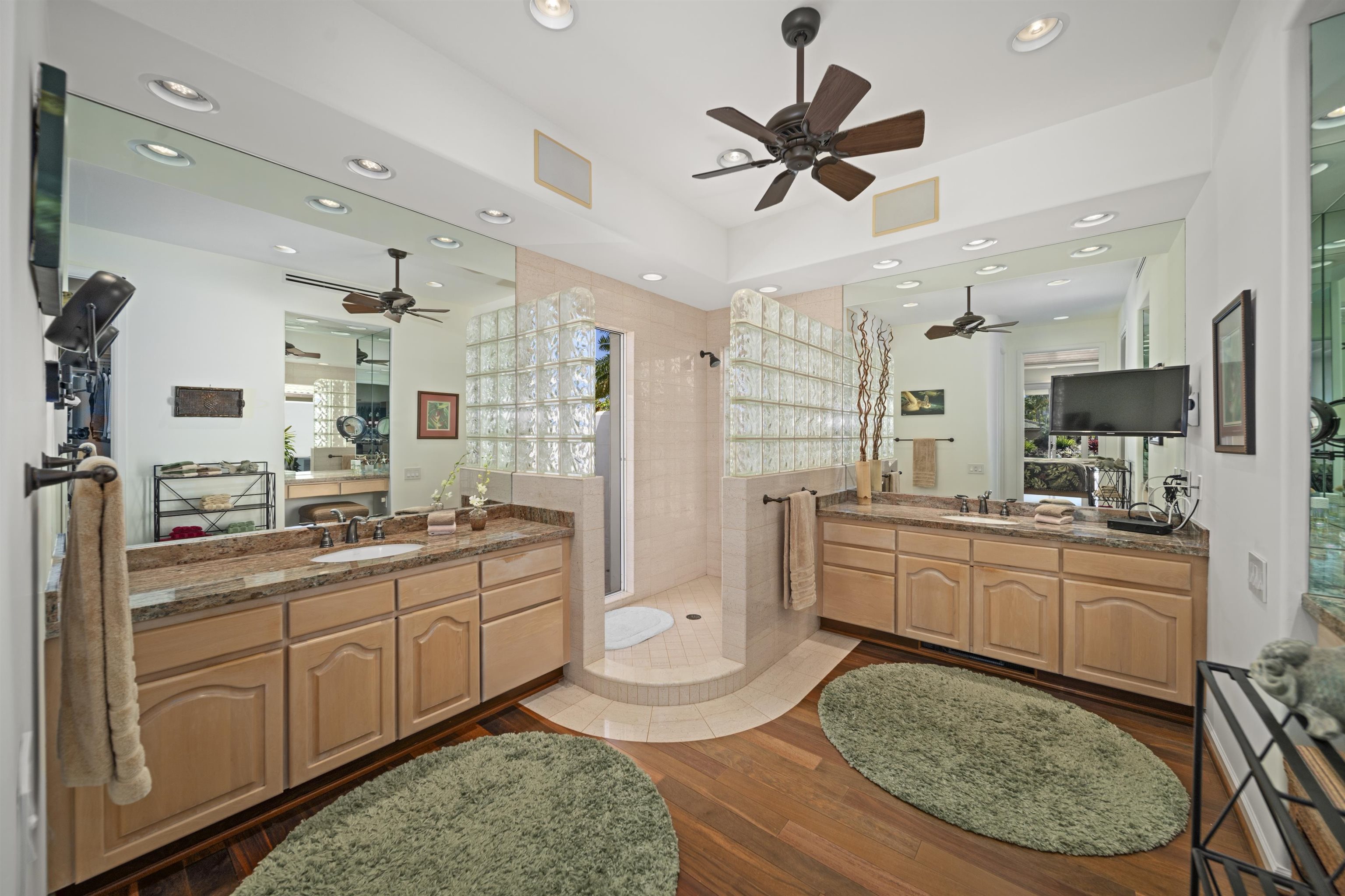 206  Heleuma Pl Wailea, Wailea/Makena home - photo 38 of 50