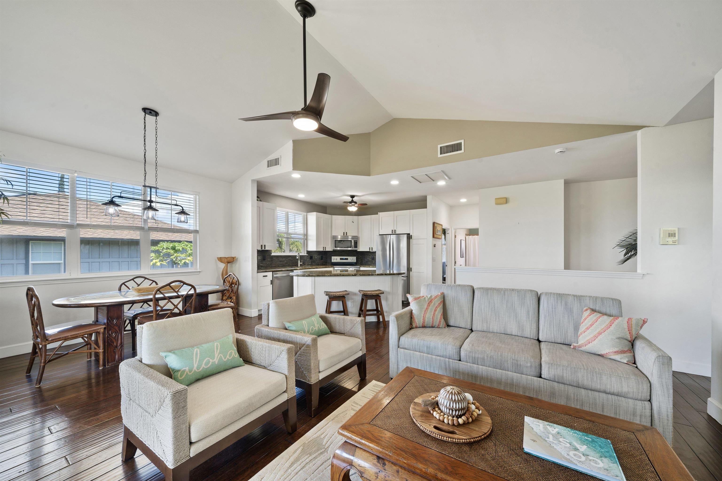 206  Kuli Puu St Ke Ali'i Kai, Kihei home - photo 5 of 50