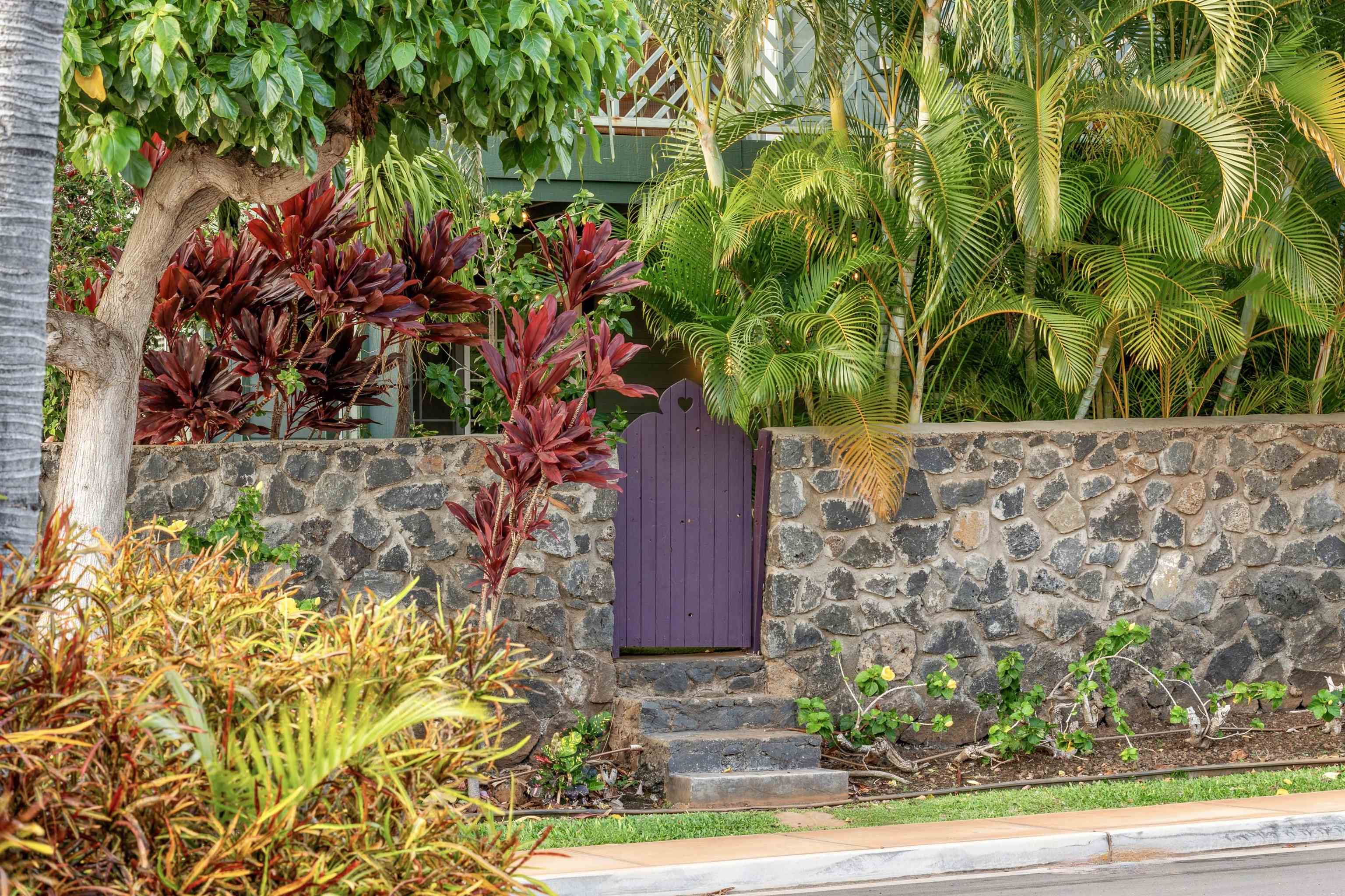 206  Kuli Puu St Ke Ali'i Kai, Kihei home - photo 10 of 50