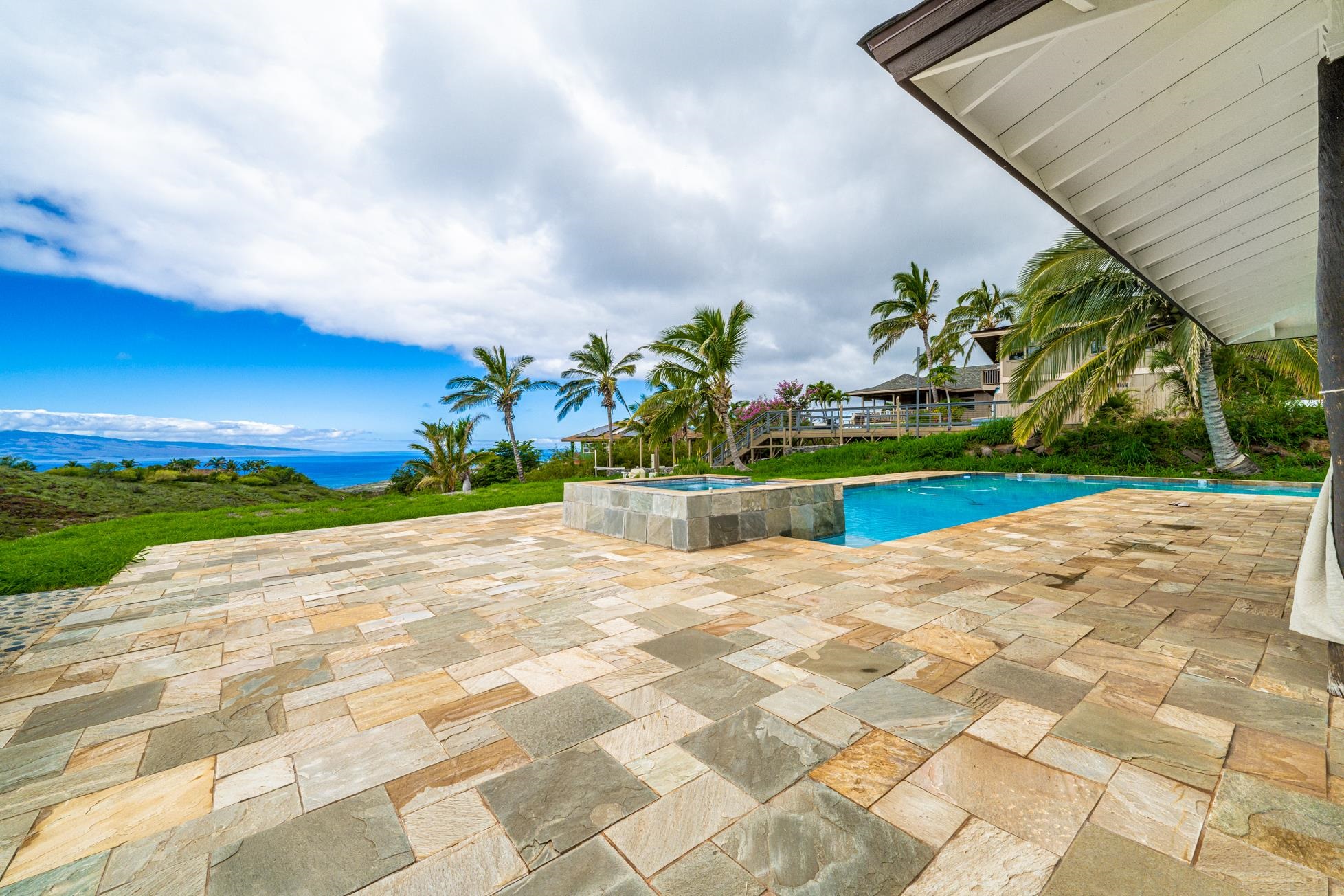 206  Wailau Pl Launiupoko, Lahaina home - photo 5 of 34