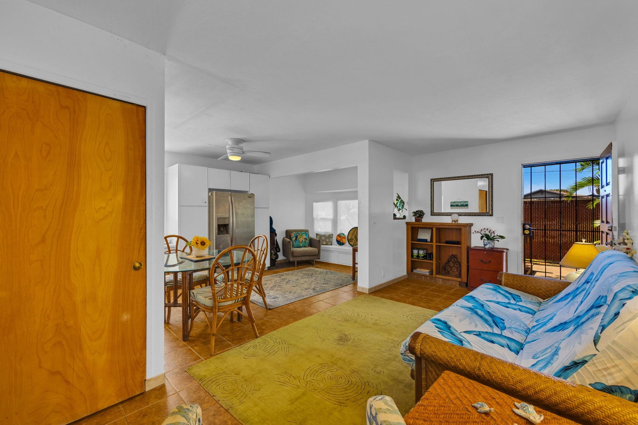Kanoelani Apts condo # A, Kihei, Hawaii - photo 2 of 24