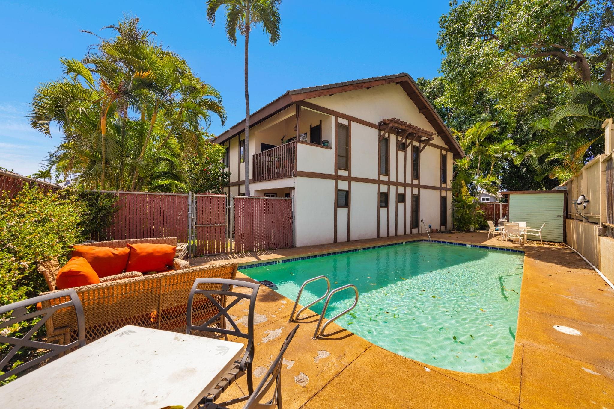 Kanoelani Apts condo # A, Kihei, Hawaii - photo 17 of 24