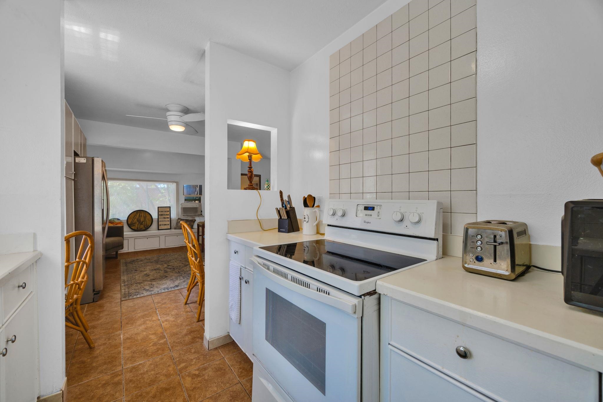 Kanoelani Apts condo # A, Kihei, Hawaii - photo 8 of 24