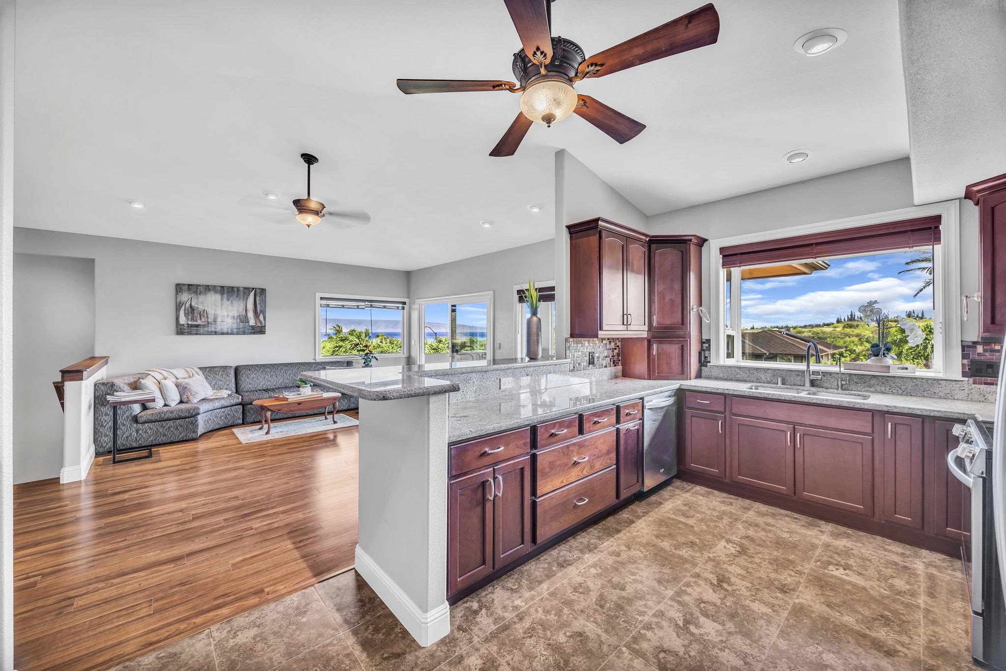 207  Kahana Ridge Dr Kahana Ridge, Napili/Kahana/Honokowai home - photo 13 of 50