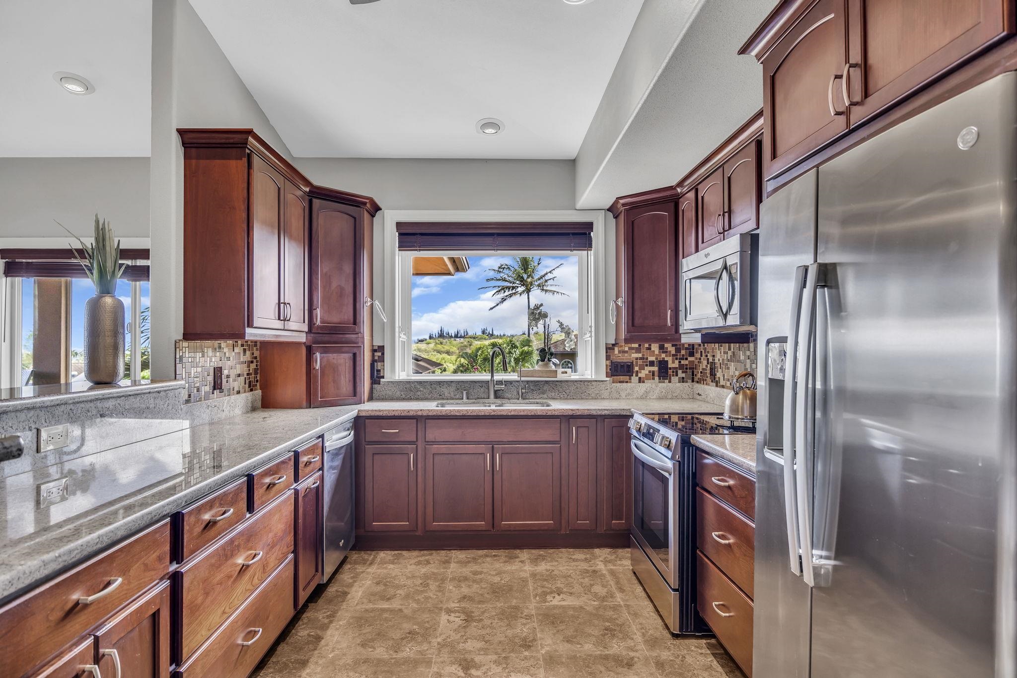 207  Kahana Ridge Dr Kahana Ridge, Napili/Kahana/Honokowai home - photo 15 of 50