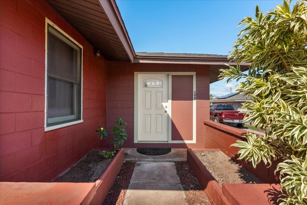 208  Molokai Hema St Kahului, Kahului home - photo 3 of 41