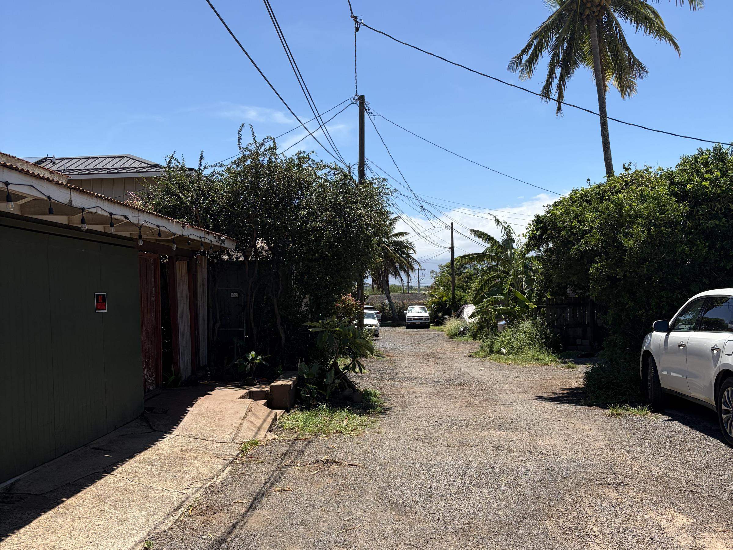 21  Akoni Pl , Spreckelsville/Paia/Kuau home - photo 3 of 13