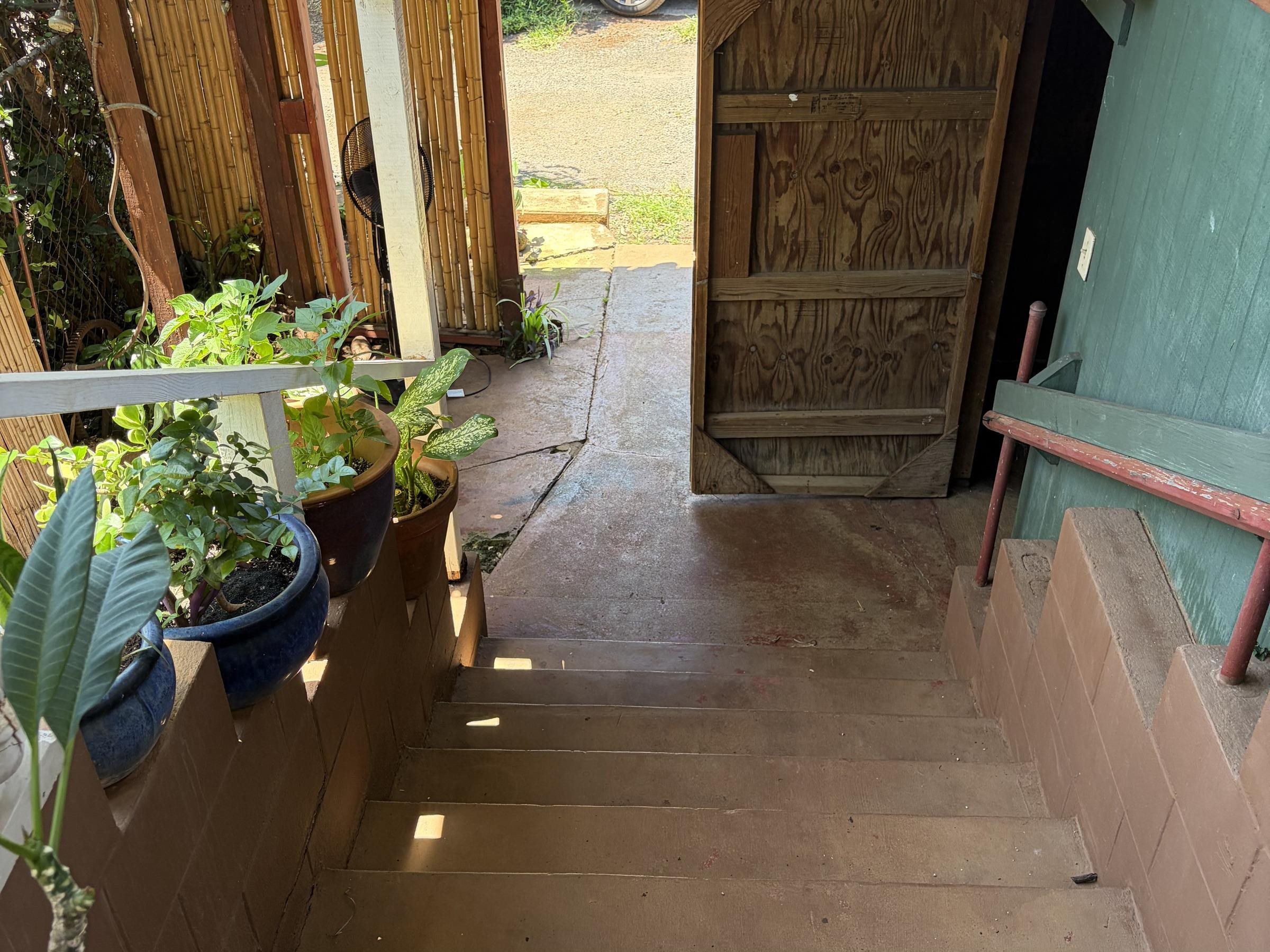 21  Akoni Pl , Spreckelsville/Paia/Kuau home - photo 6 of 13