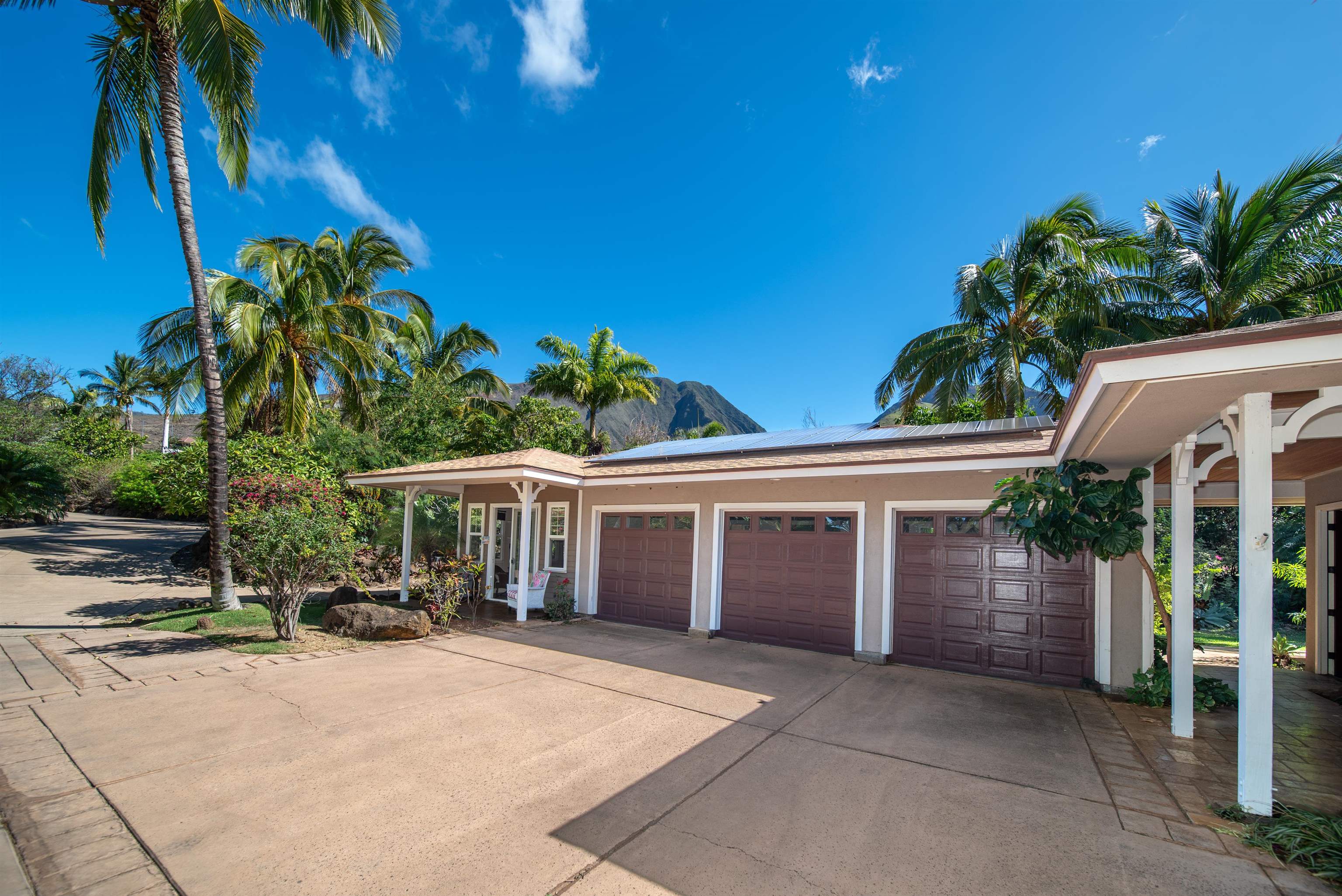 21  Huapala Pl Launiupoko, Lahaina home - photo 11 of 50