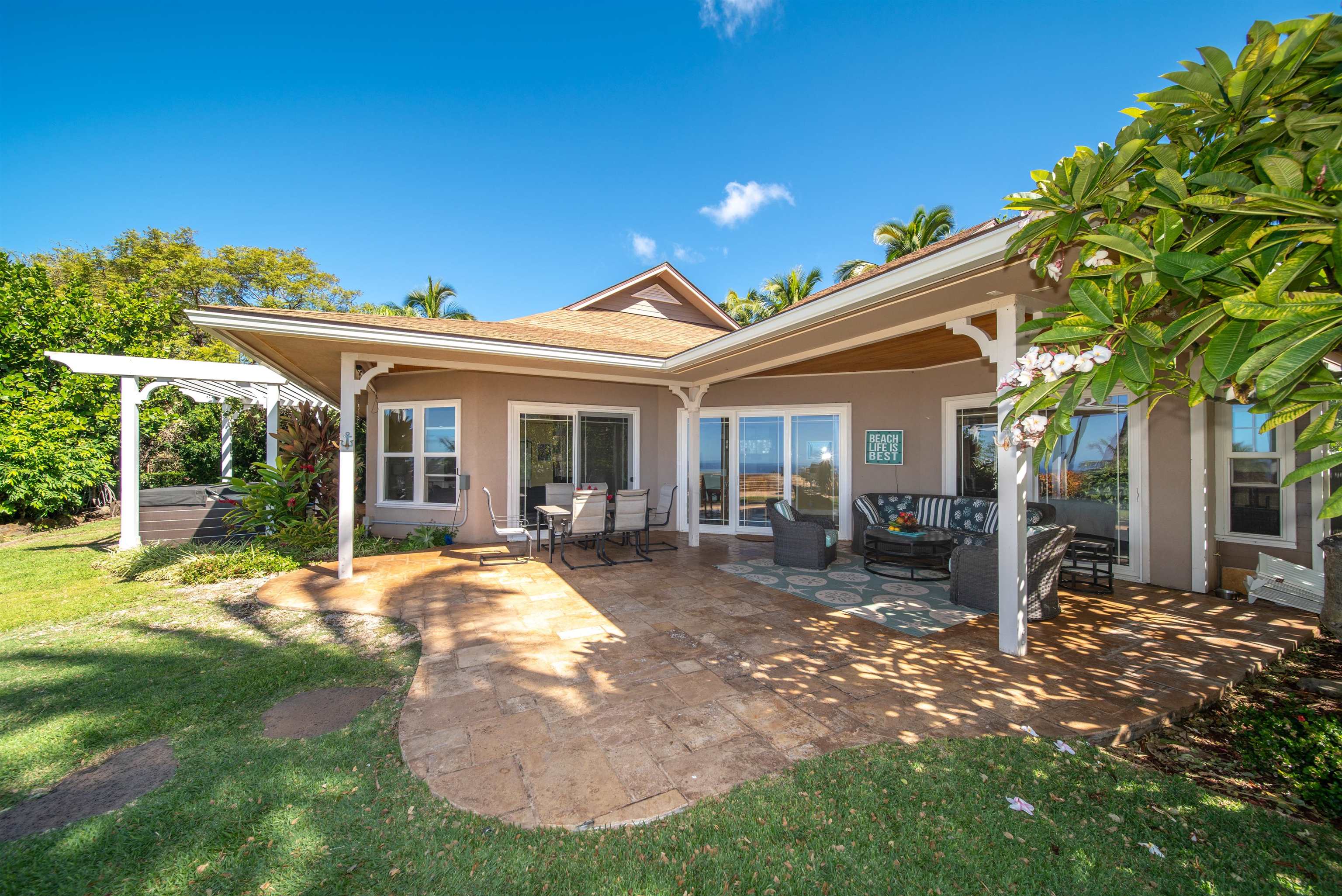 21  Huapala Pl Launiupoko, Lahaina home - photo 7 of 50