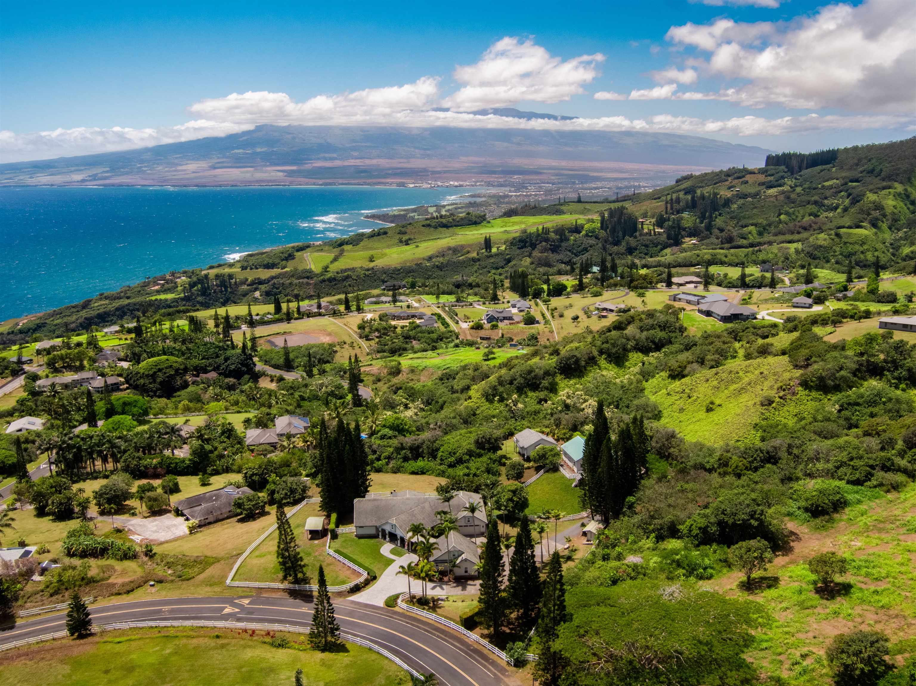 21  Hulumanu Pl Kahakuloa, Wailuku home - photo 2 of 50
