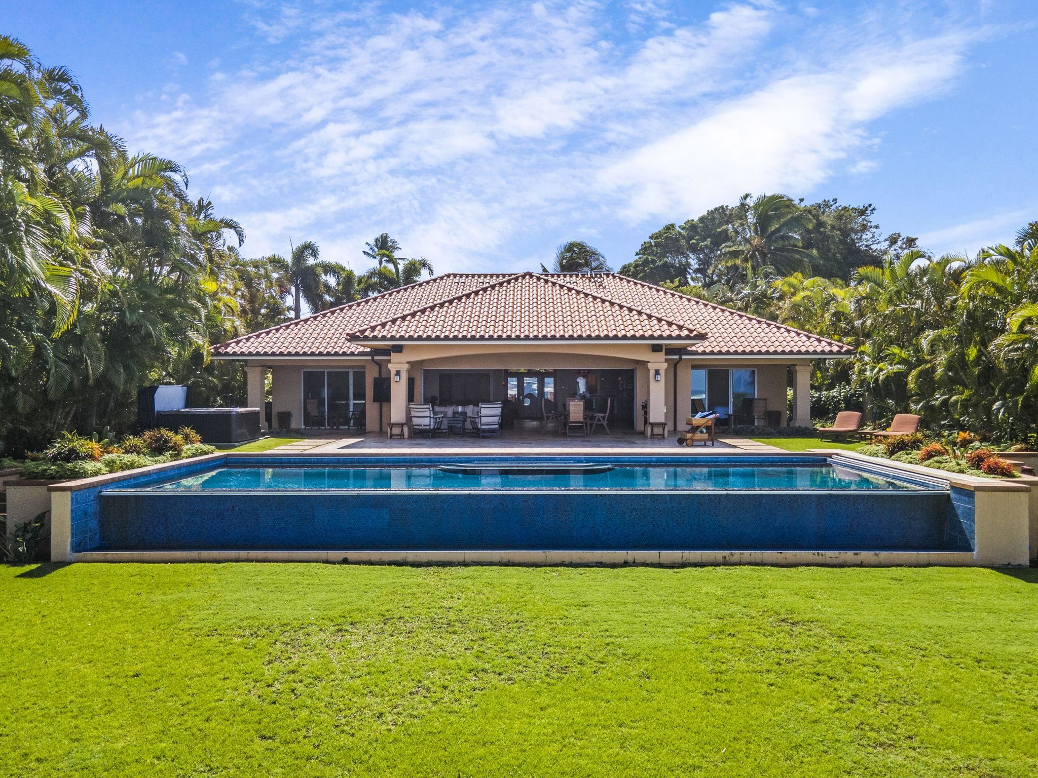 21 Kaulua Pl , Paia, Hi 96779 Ku'au