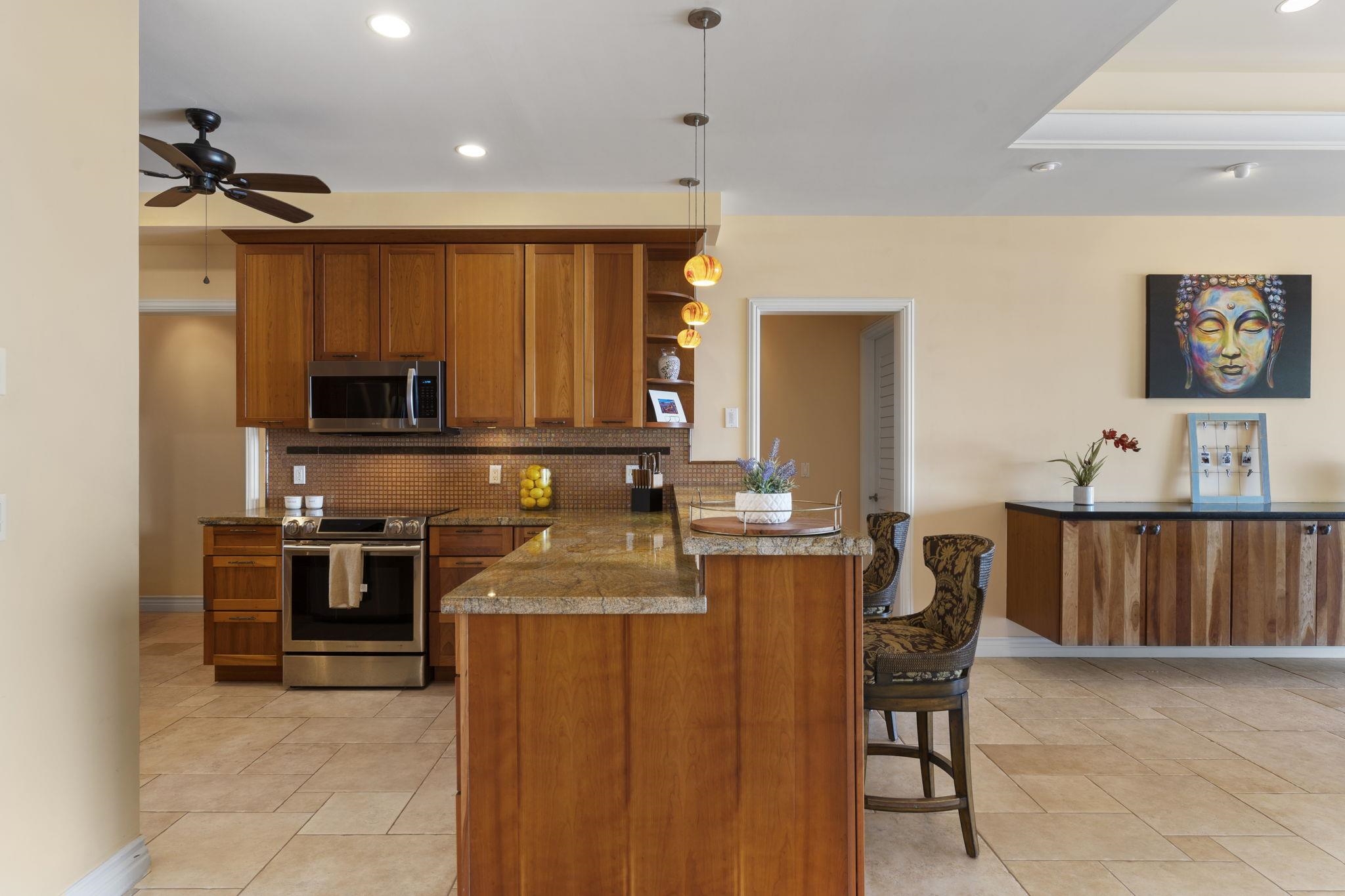 21  Kaulua Pl Ku'au, Spreckelsville/Paia/Kuau home - photo 11 of 47