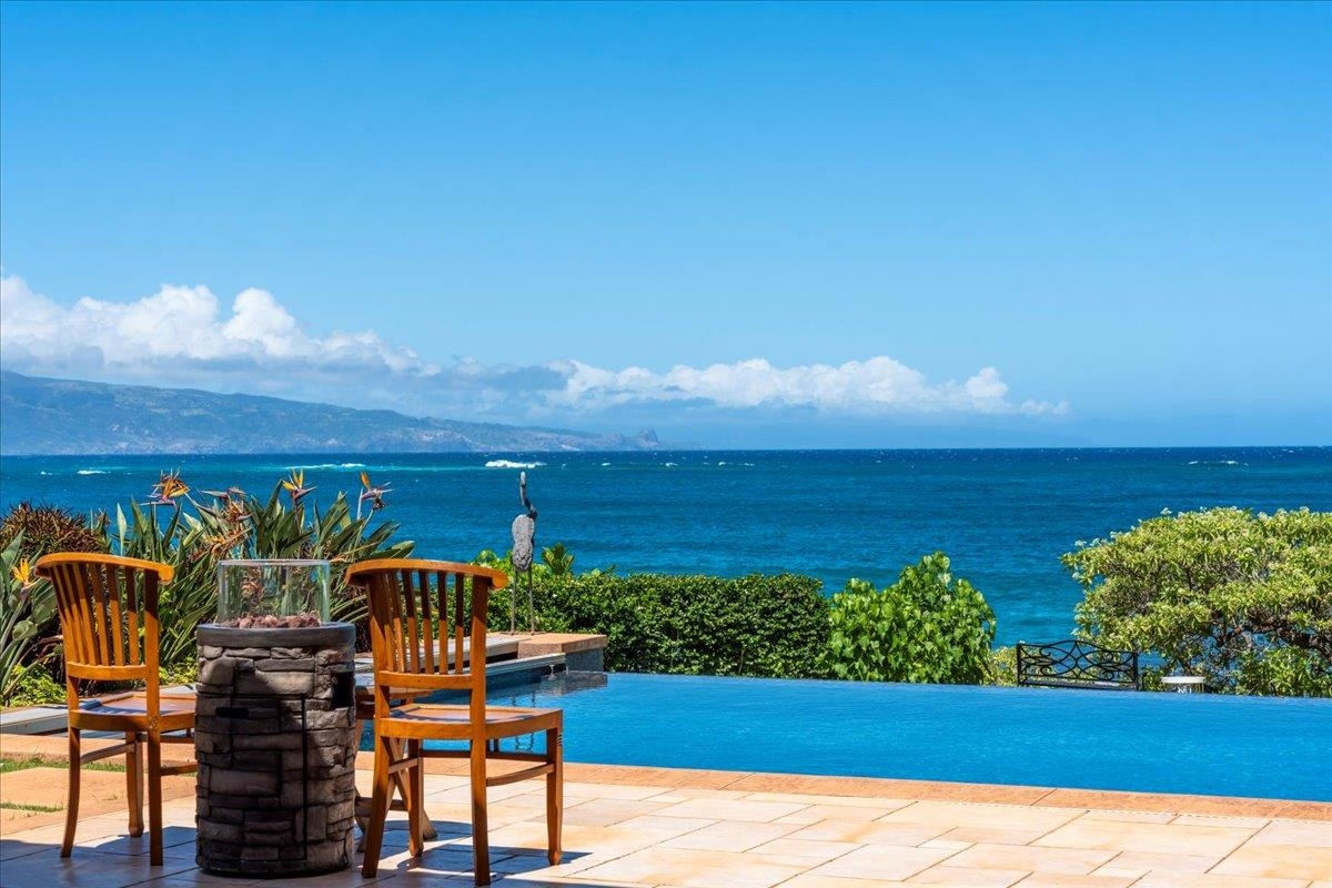 21  Kaulua Pl Ku'au, Spreckelsville/Paia/Kuau home - photo 14 of 47