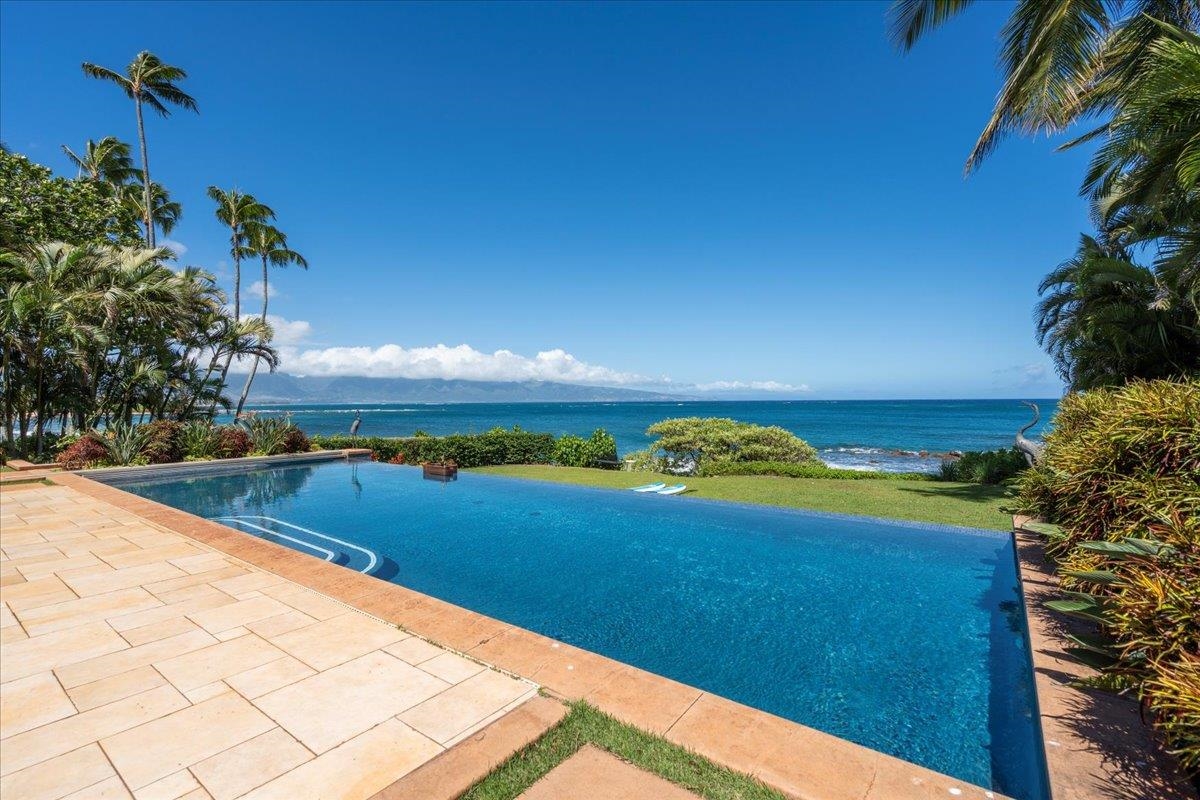 21  Kaulua Pl Ku'au, Spreckelsville/Paia/Kuau home - photo 15 of 47