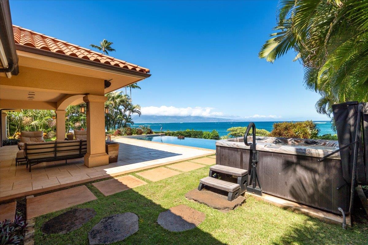 21  Kaulua Pl Ku'au, Spreckelsville/Paia/Kuau home - photo 18 of 47