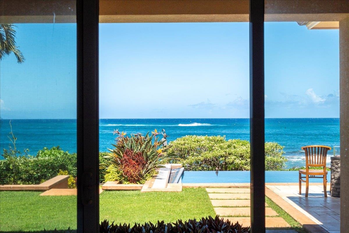 21  Kaulua Pl Ku'au, Spreckelsville/Paia/Kuau home - photo 24 of 47