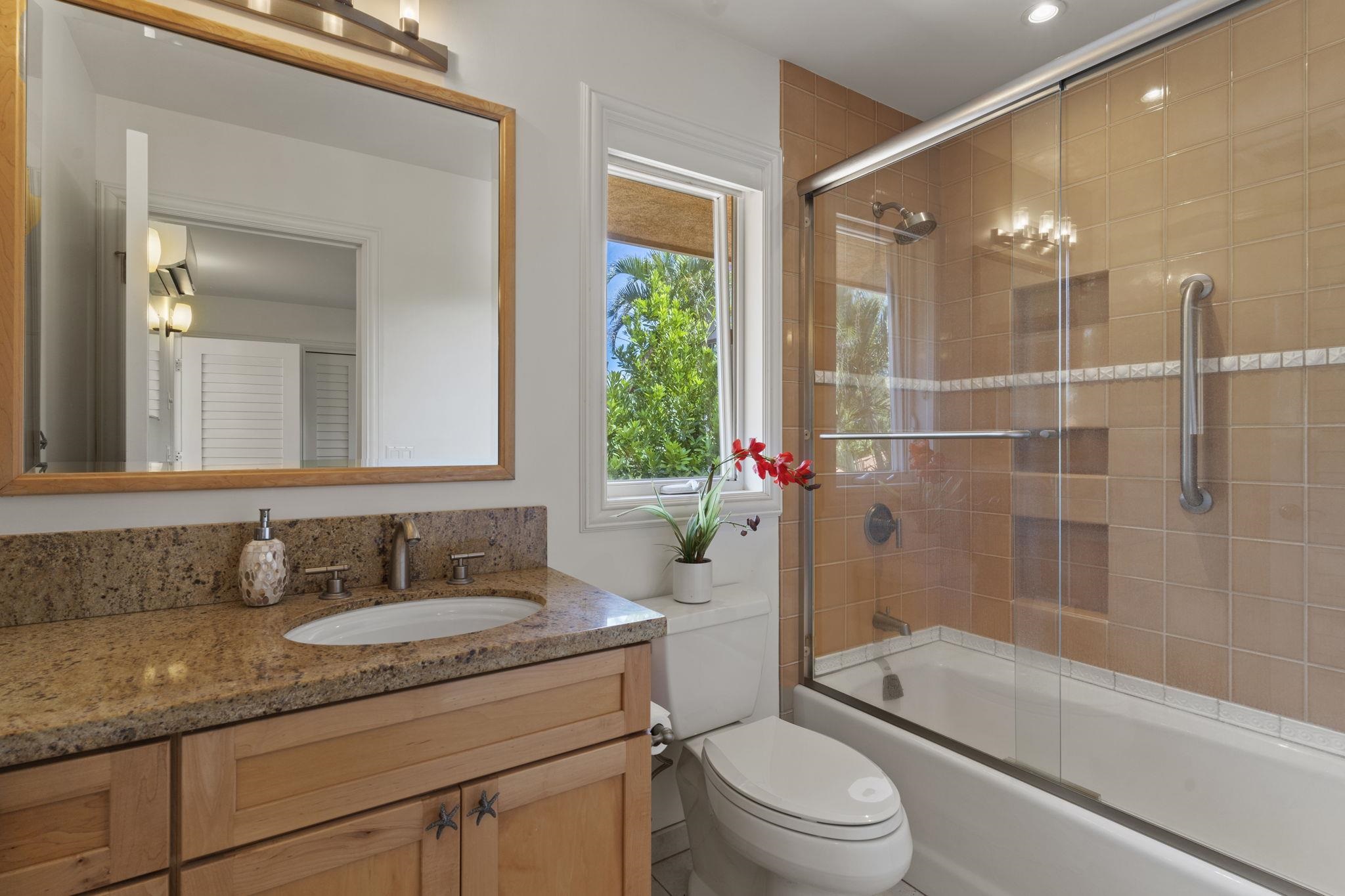 21  Kaulua Pl Ku'au, Spreckelsville/Paia/Kuau home - photo 38 of 47