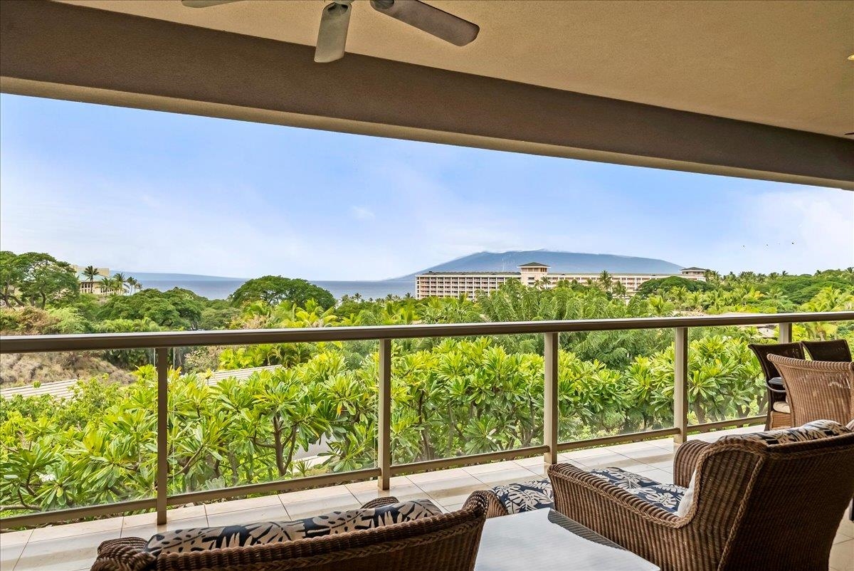 Hoolei condo # 4, Kihei, Hawaii - photo 18 of 50