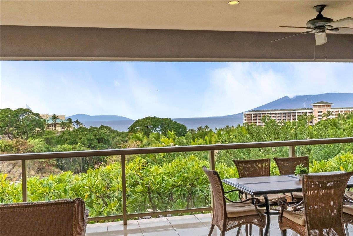 Hoolei condo # 4, Kihei, Hawaii - photo 4 of 50