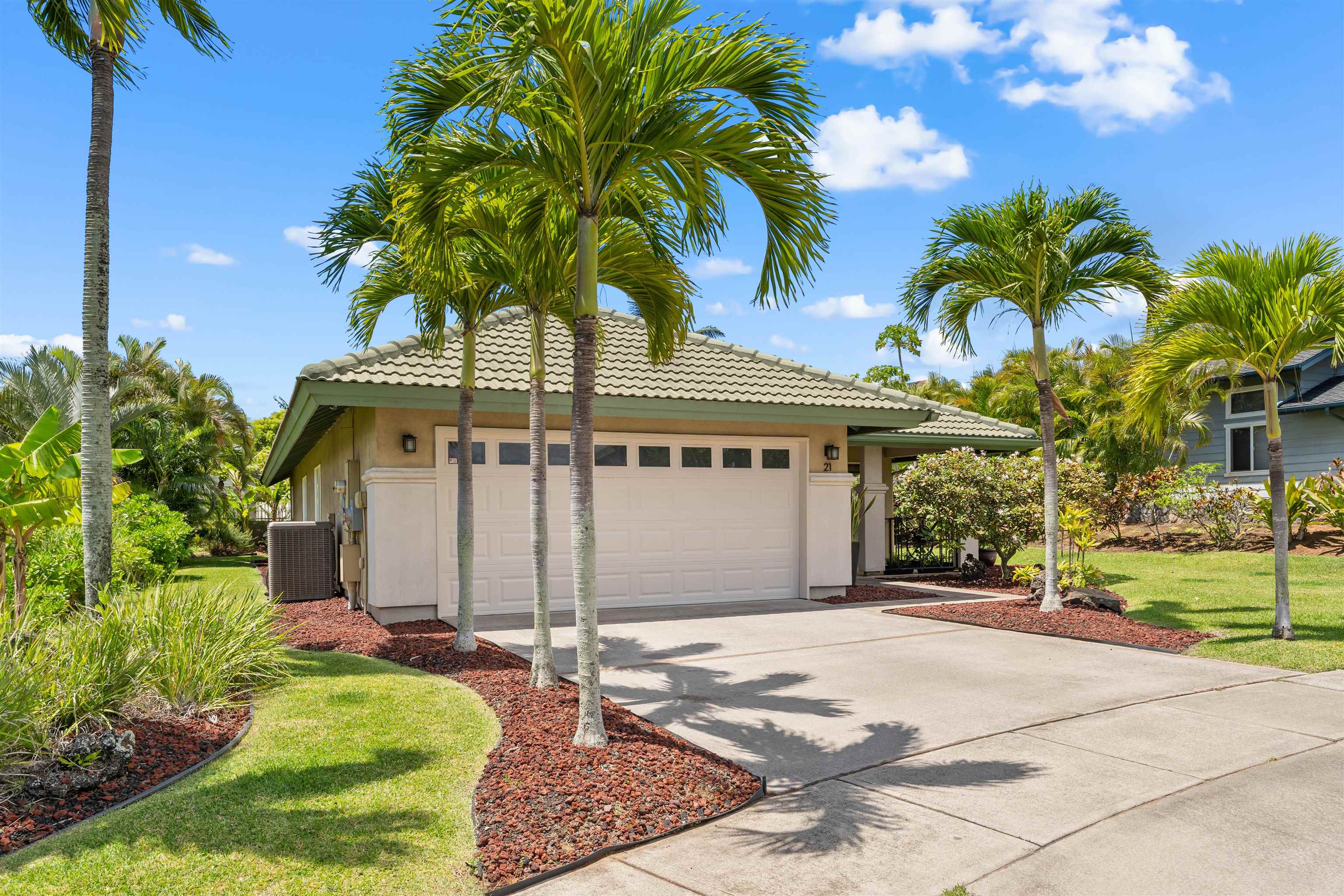 21  Pahe'e Pl Maui Lani, Kahului home - photo 3 of 35