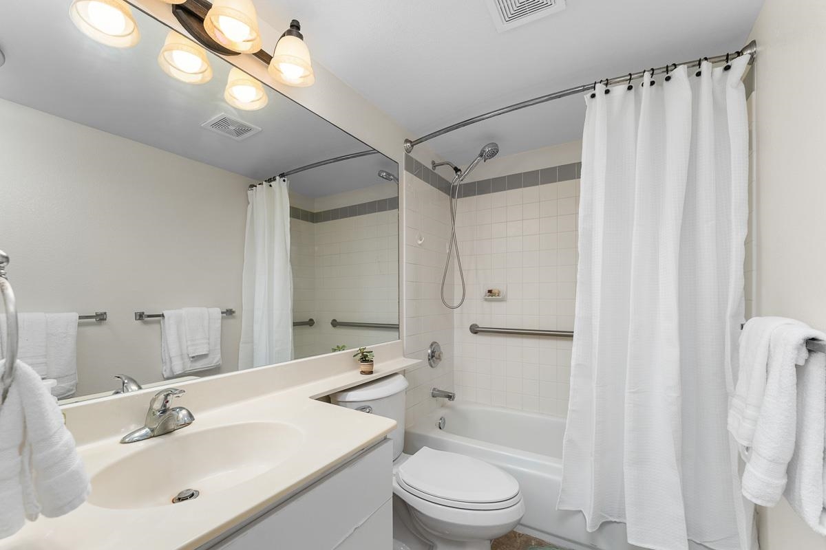 Iao Parkside IV-B condo # 32-103, Wailuku, Hawaii - photo 36 of 42