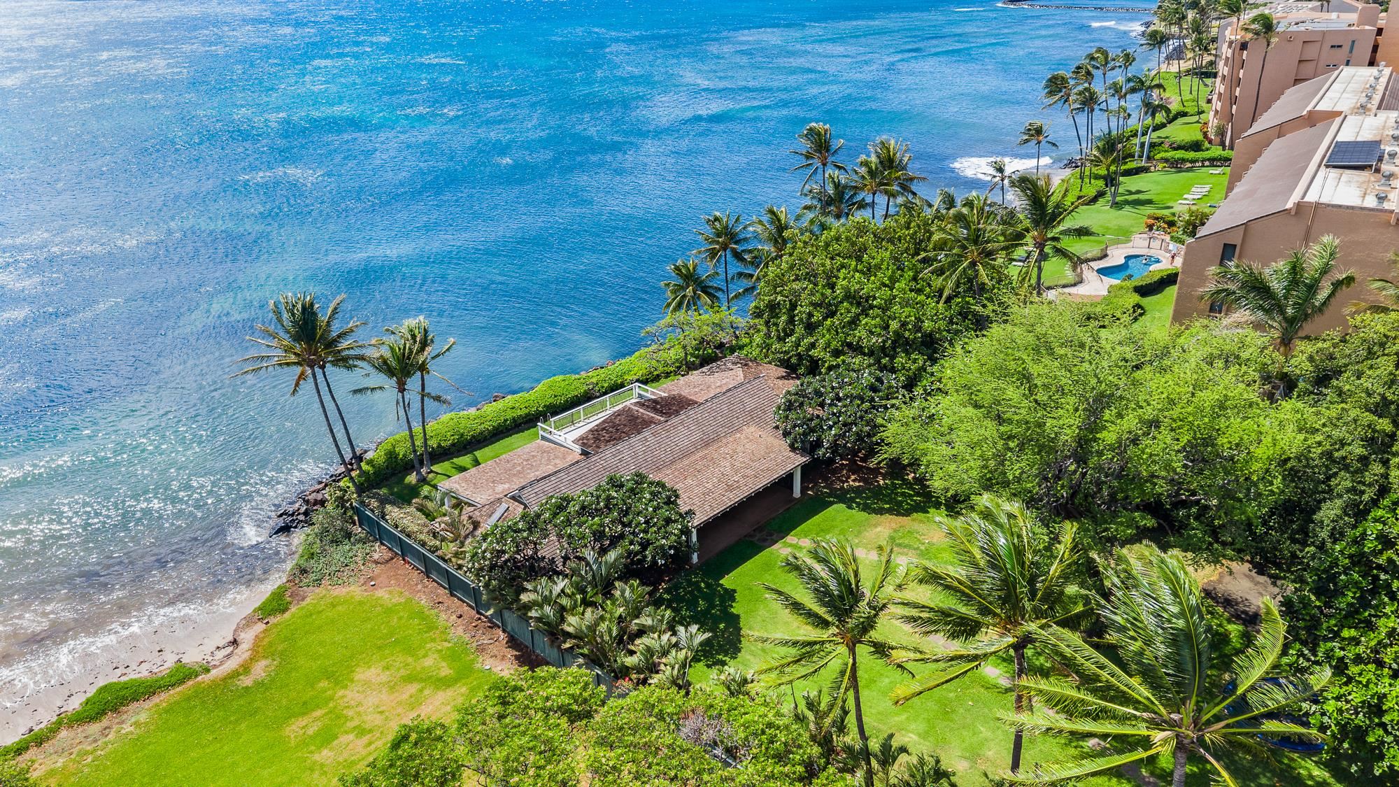 210  Hauoli St Maalaea, Maalaea home - photo 2 of 25