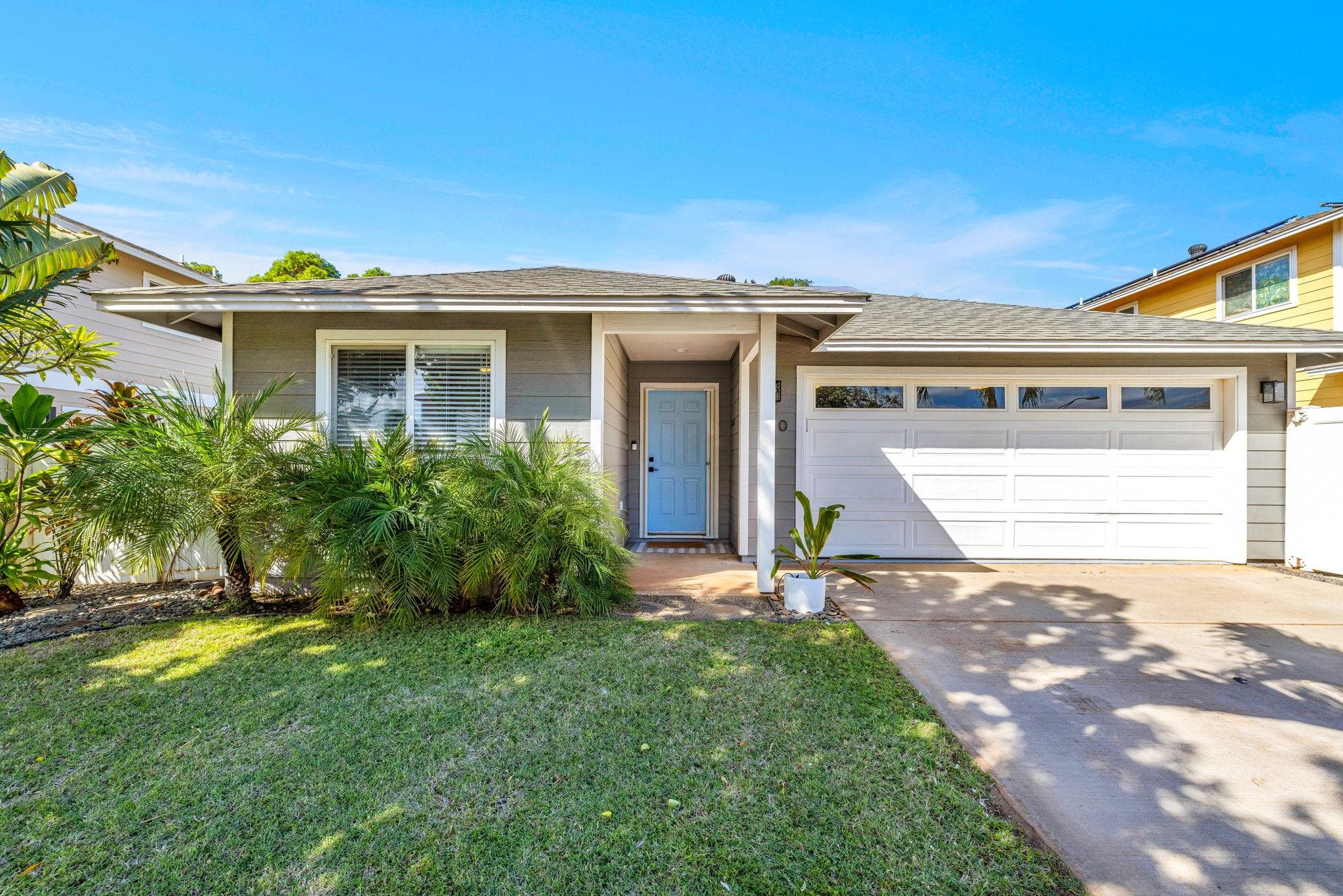210  Luakahi Cir Kihei, Kihei home - photo 2 of 45