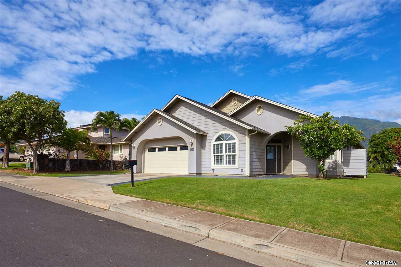 210  Puumakani St Maui Lani, Kahului home - photo 19 of 30