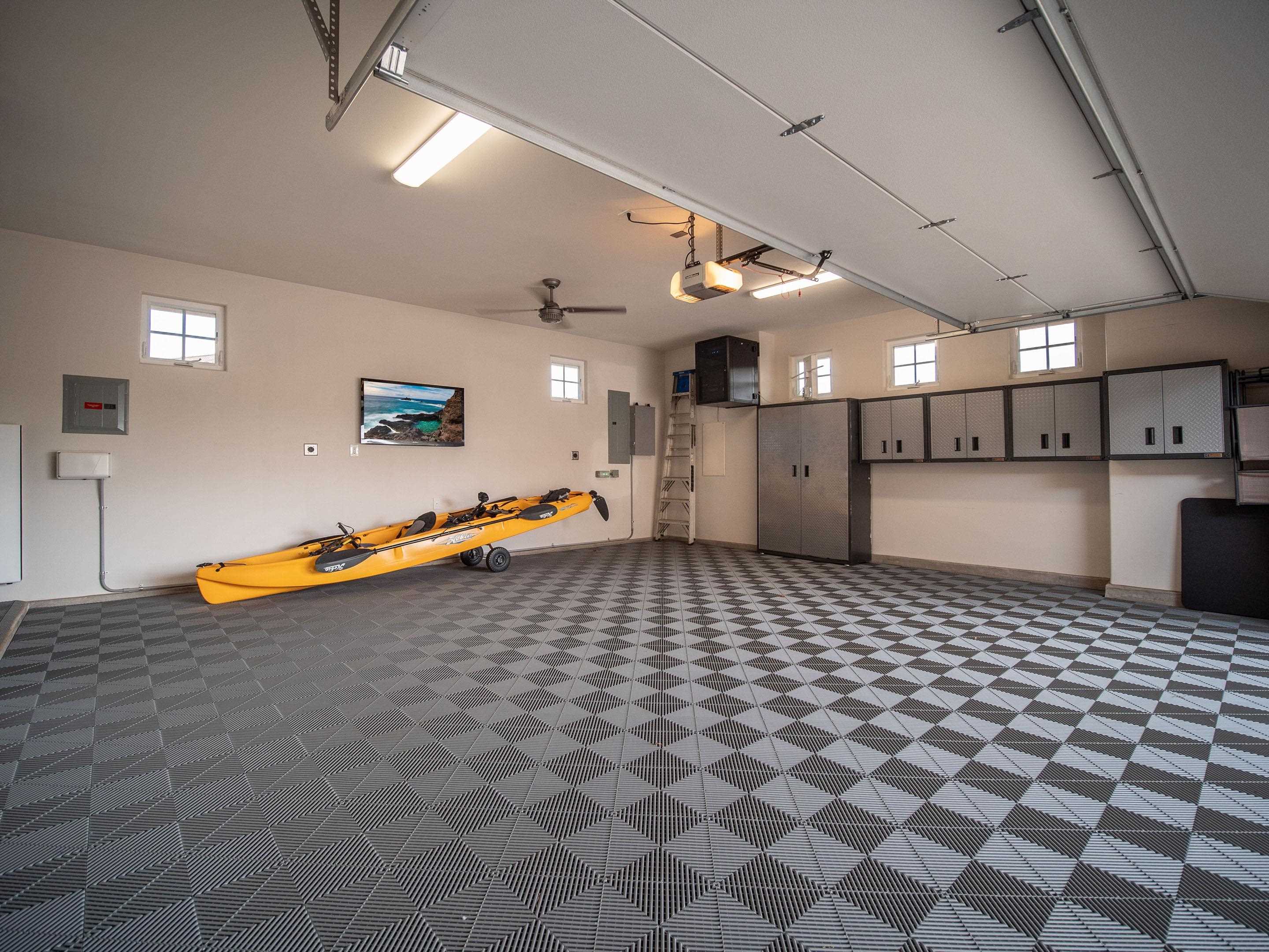 2111  Umeke Cir Maui Nui Golf Course, Kihei home - photo 30 of 41