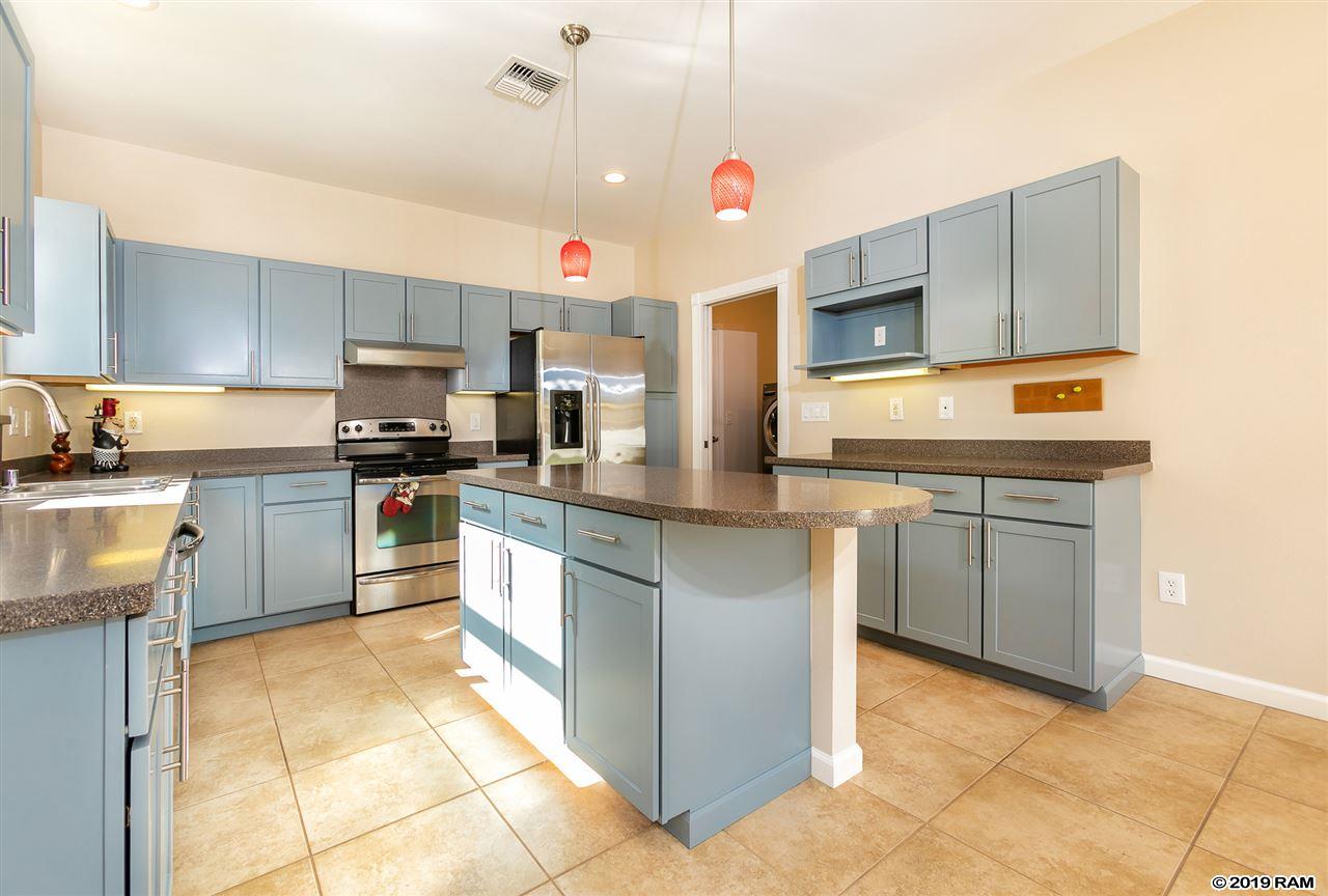 212  Molehulehu St Maui Lani, Kahului home - photo 3 of 30