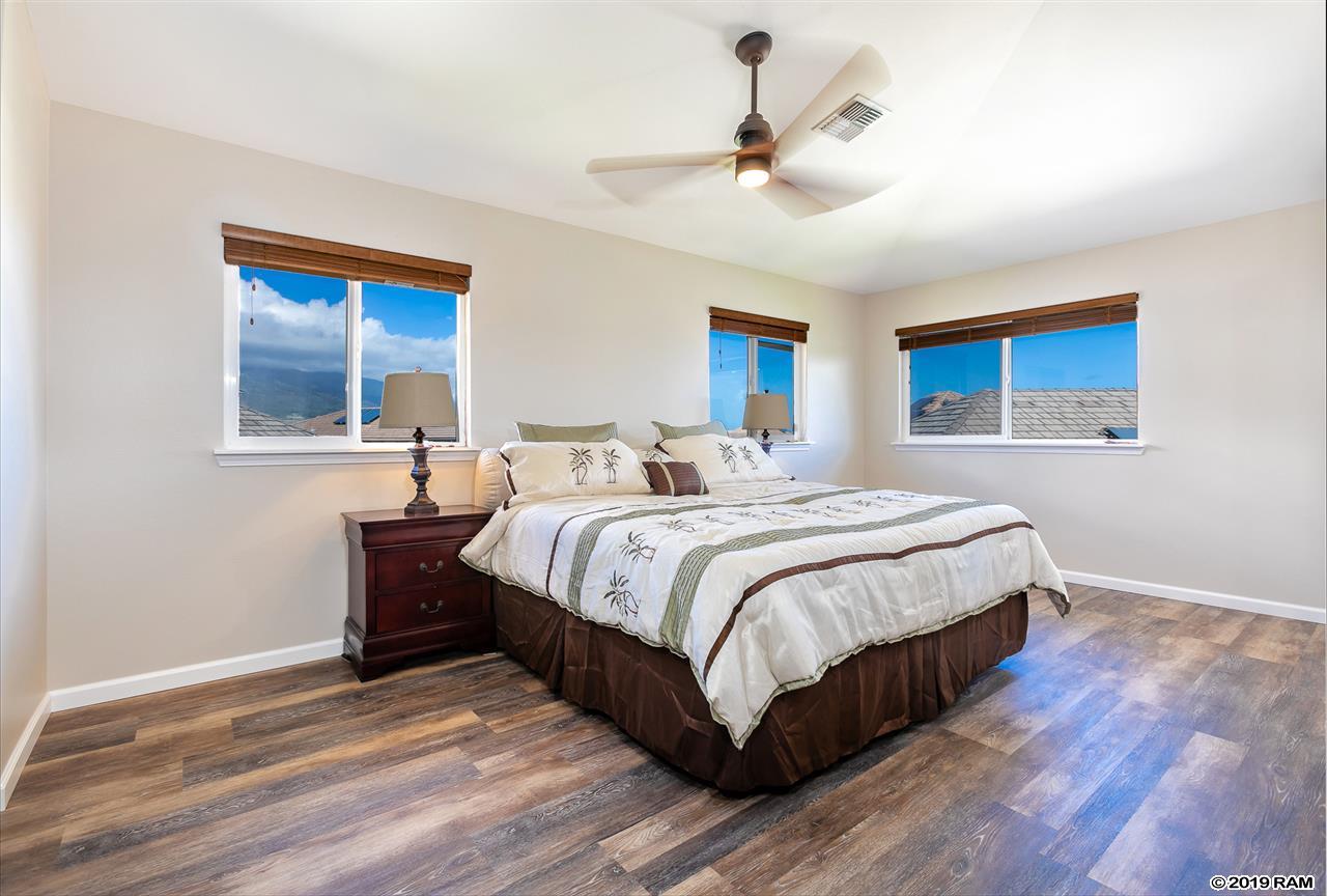 212  Molehulehu St Maui Lani, Kahului home - photo 4 of 30