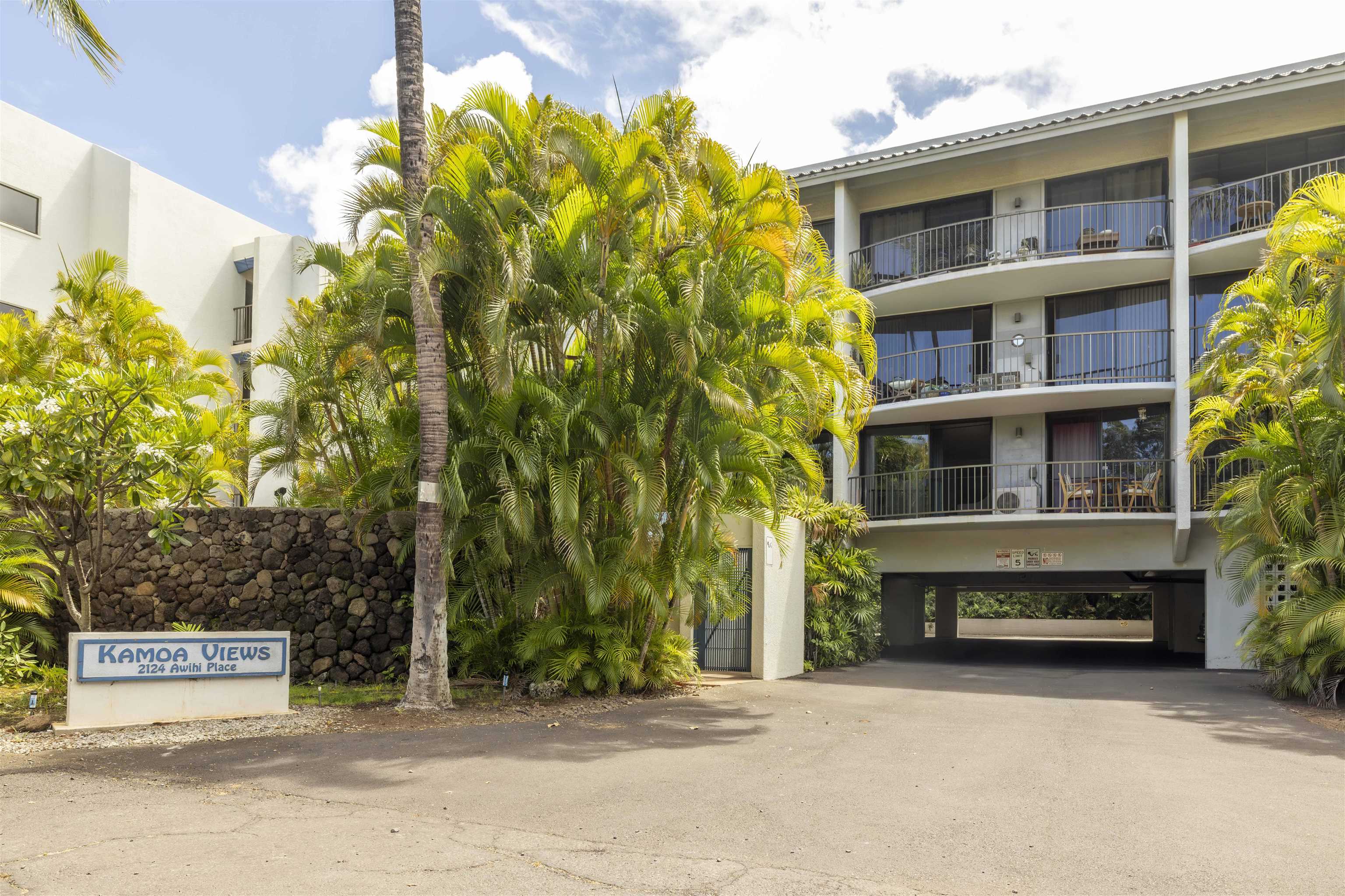 Kamoa Views condo # 113, Kihei, Hawaii - photo 3 of 48