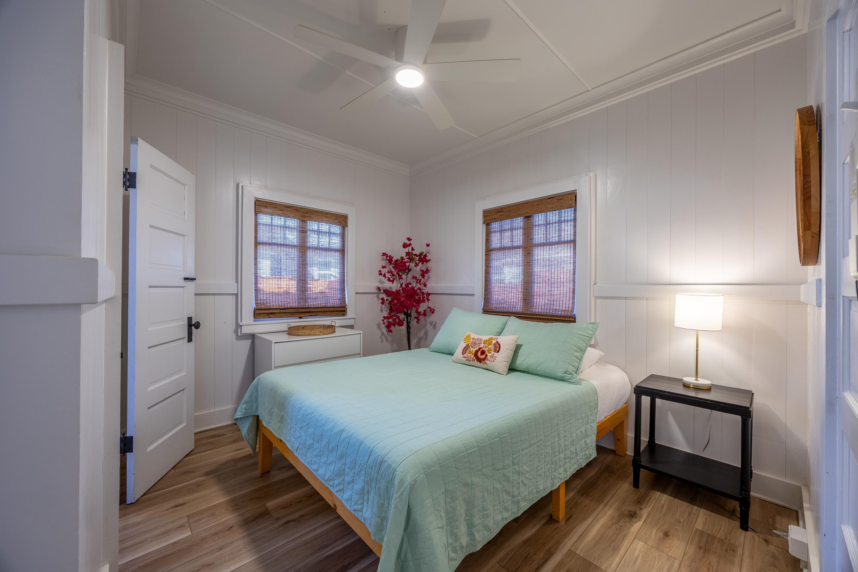 2126  Vineyard St Wailuku Town, Wailuku home - photo 26 of 47