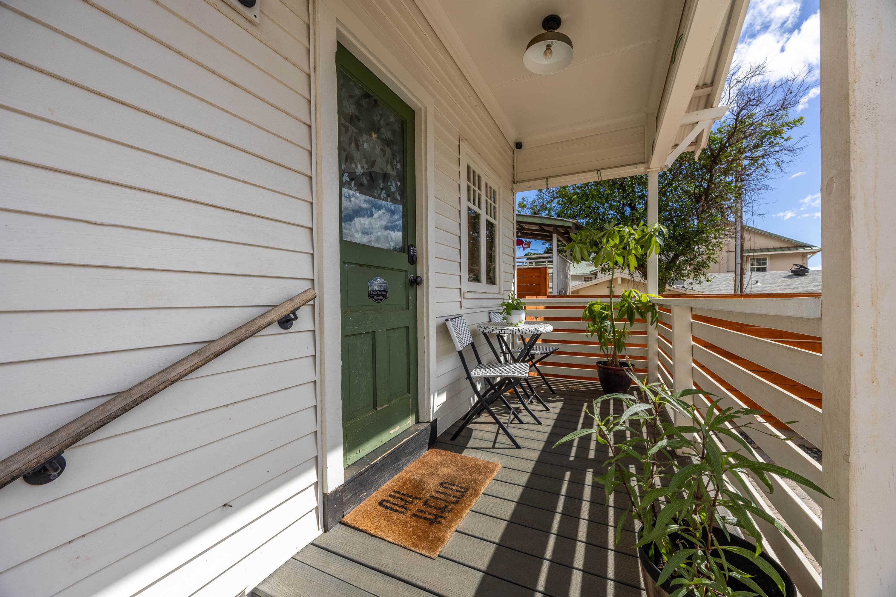 2126  Vineyard St Wailuku Town, Wailuku home - photo 4 of 47