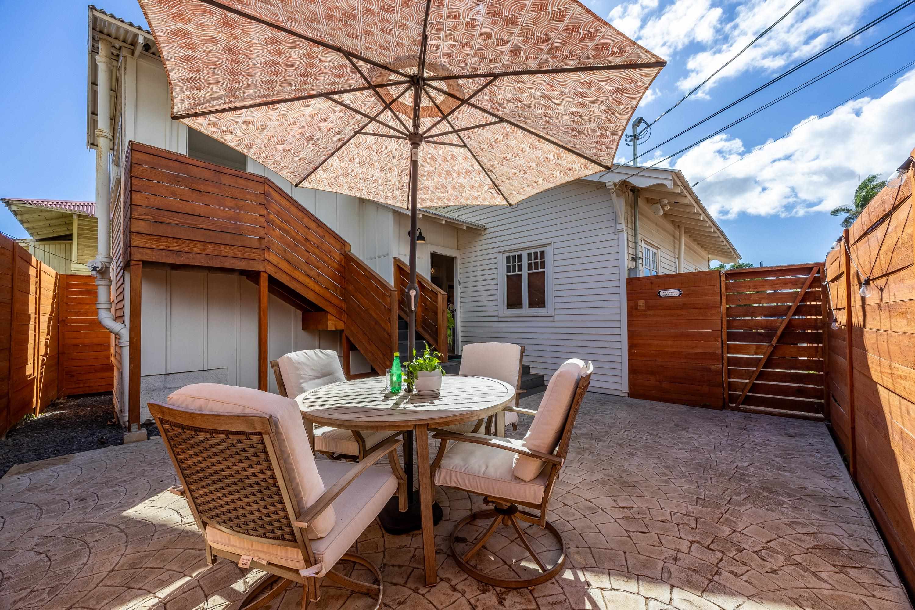 2126  Vineyard St Wailuku Town, Wailuku home - photo 33 of 47