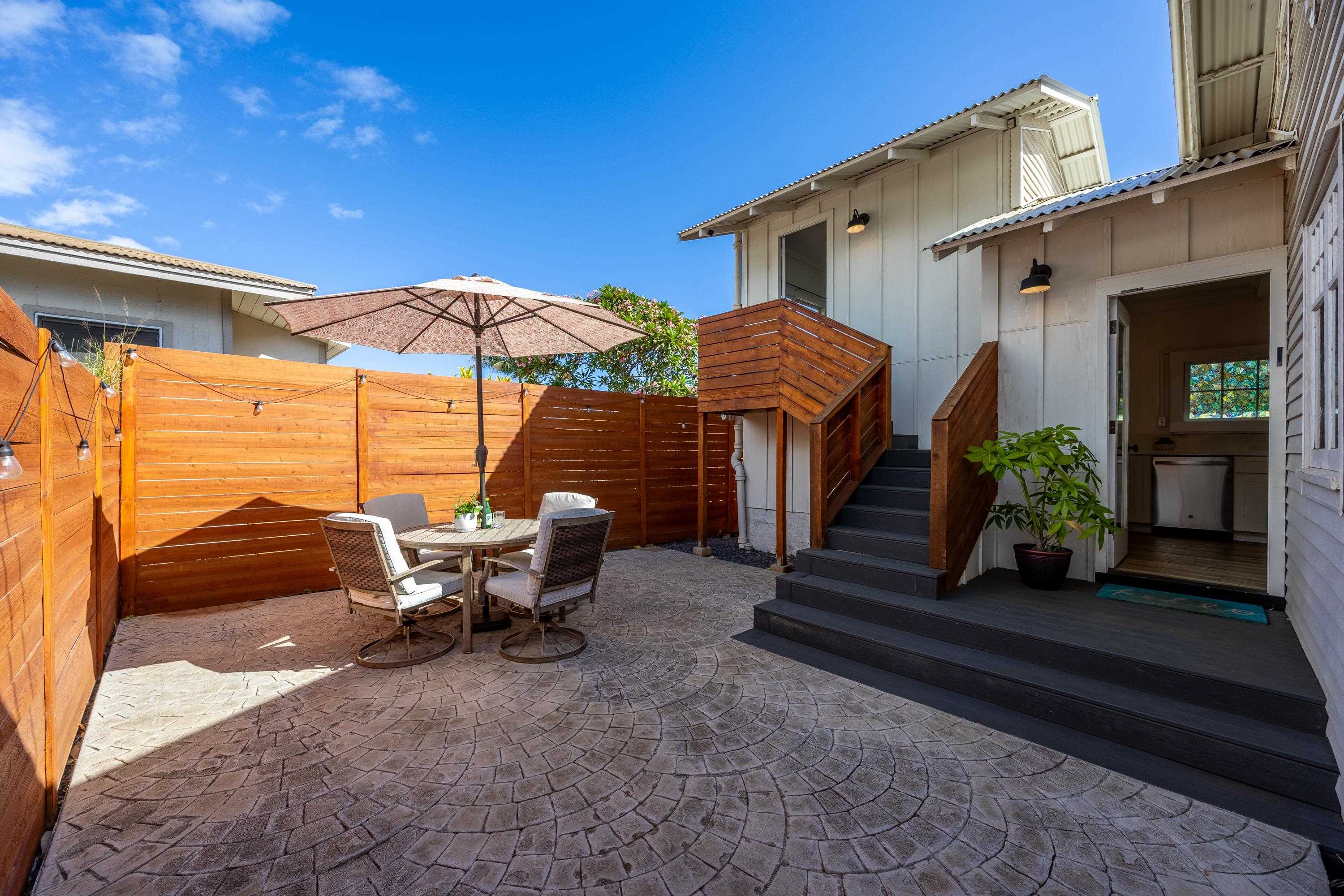 2126  Vineyard St Wailuku Town, Wailuku home - photo 34 of 47