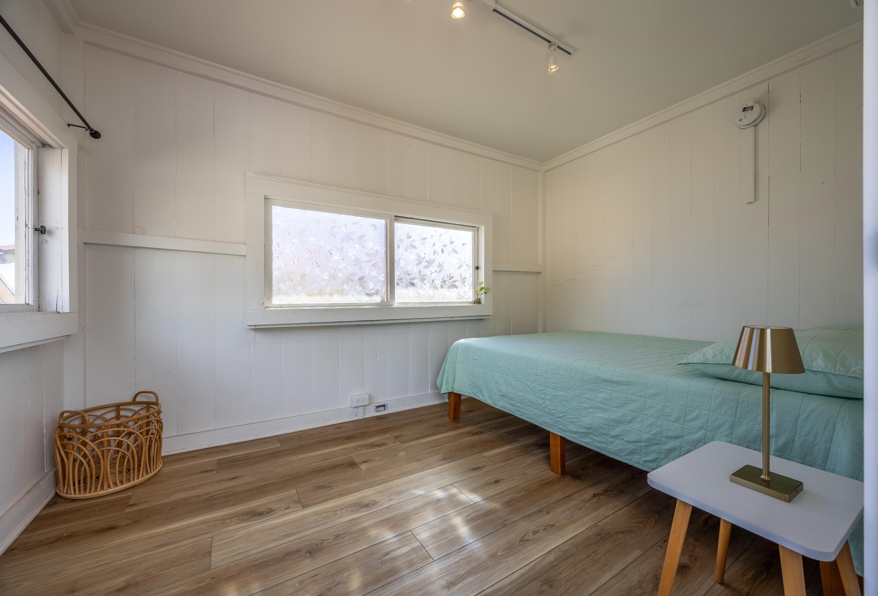 2126  Vineyard St Wailuku Town, Wailuku home - photo 35 of 47